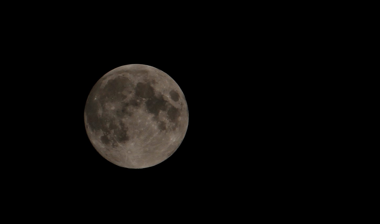 luna fragola 17 giugno 2019