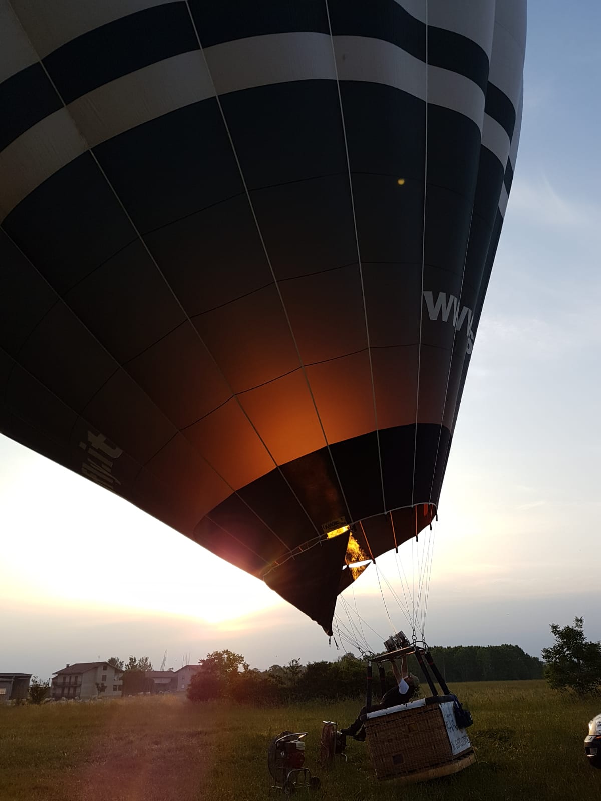 Mongolfiera in preparazione