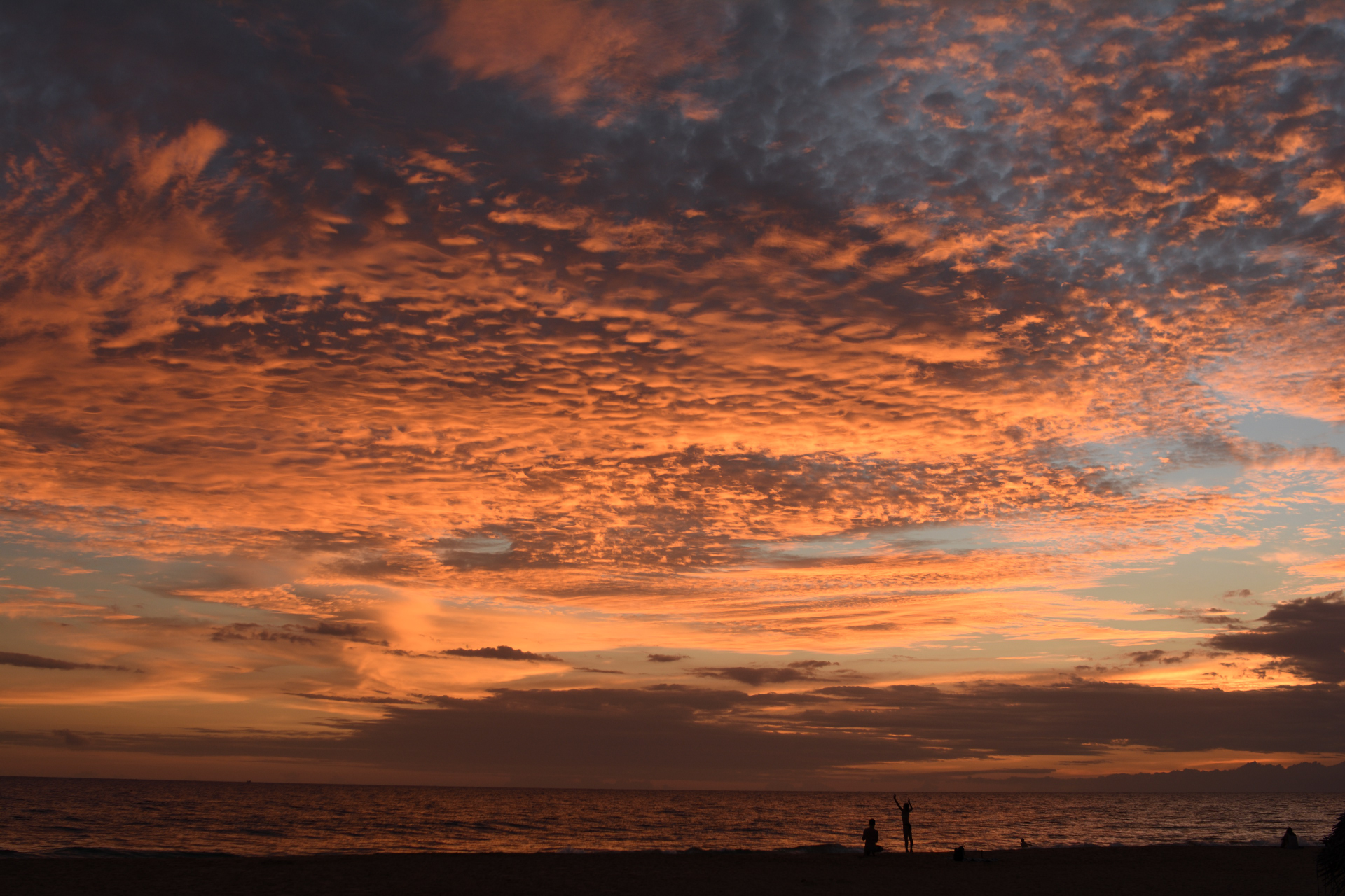 Declino sulla spiaggia di Hikkaduva