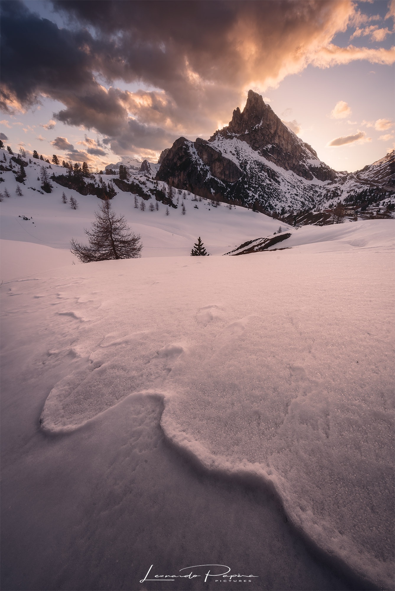 Anchored to the Sass de Stria