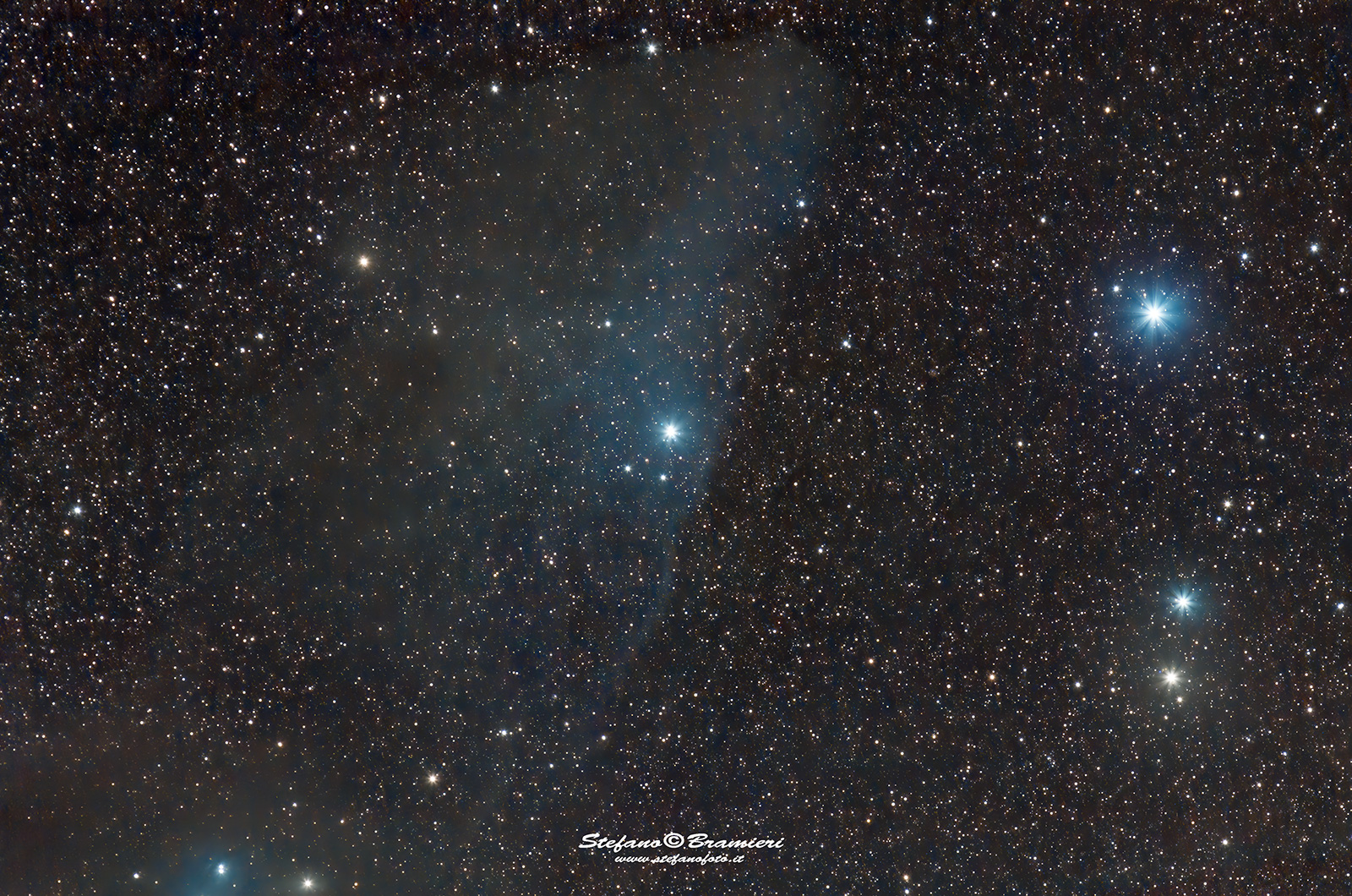 ic4592 Rielaborazione con Pixinsight