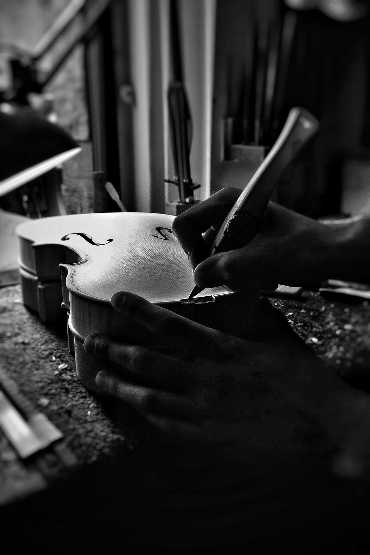 How to create a violin