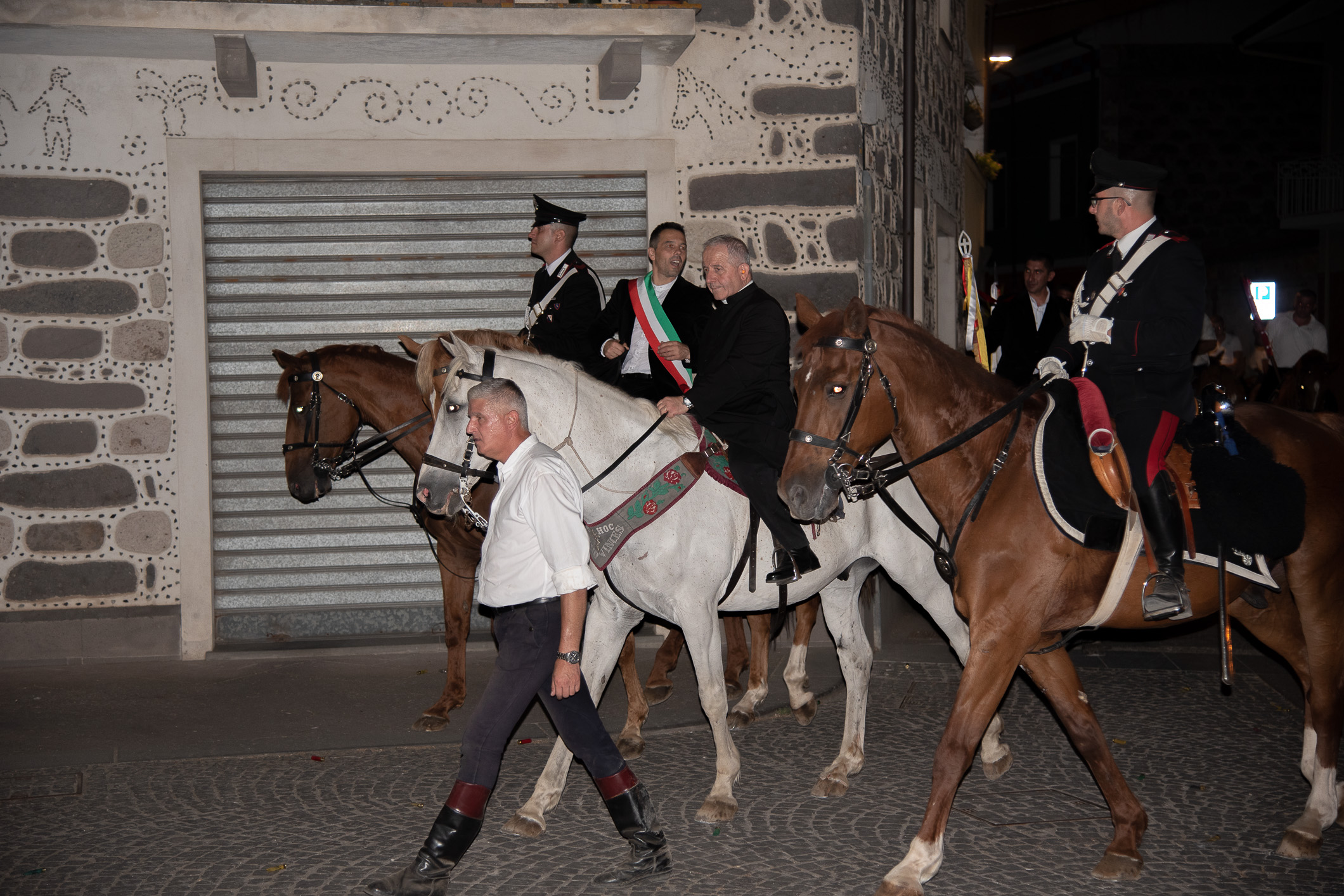 il prete, il sindaco ed il maresciallo.