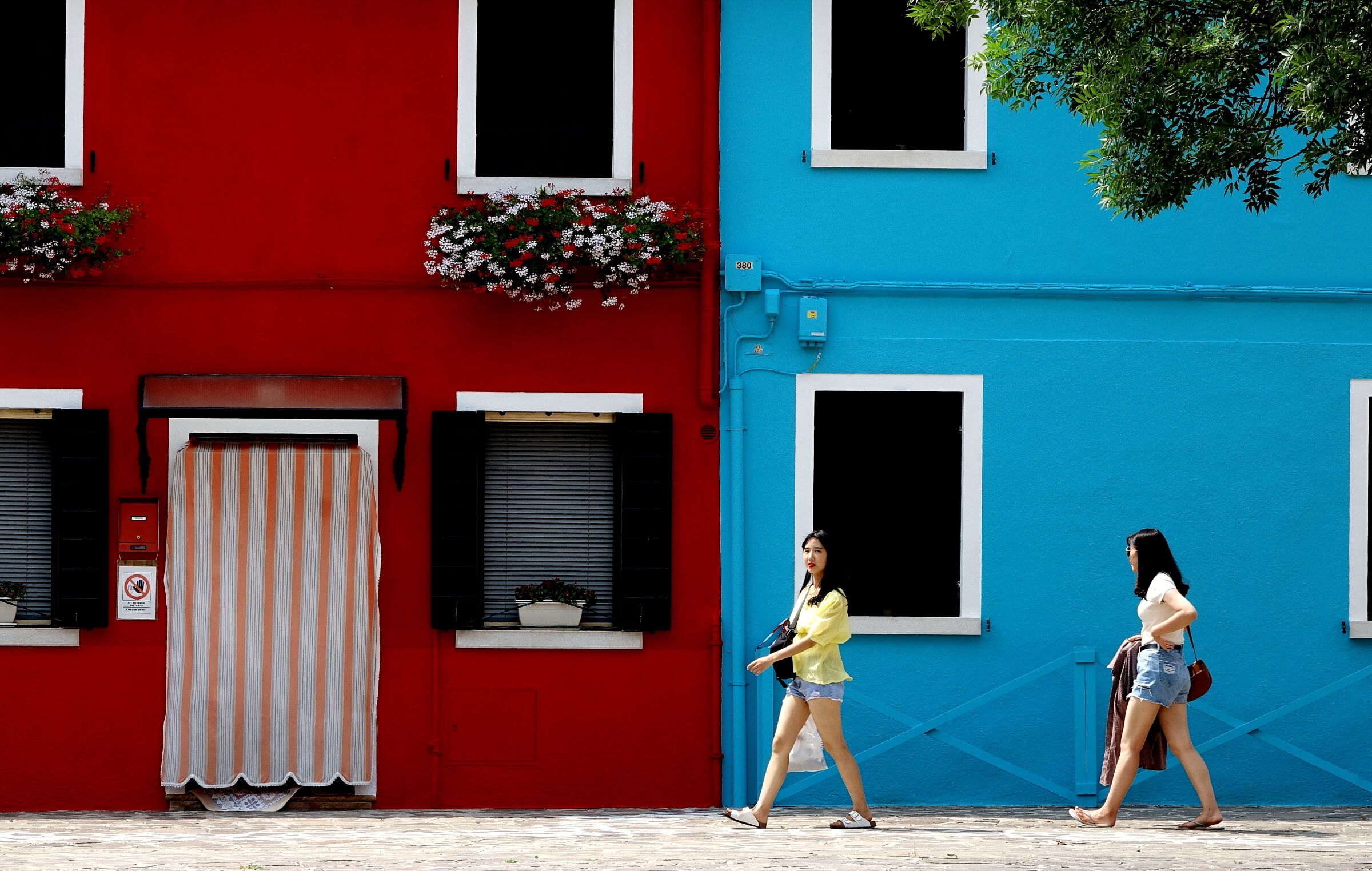 Due colori, due ragazze