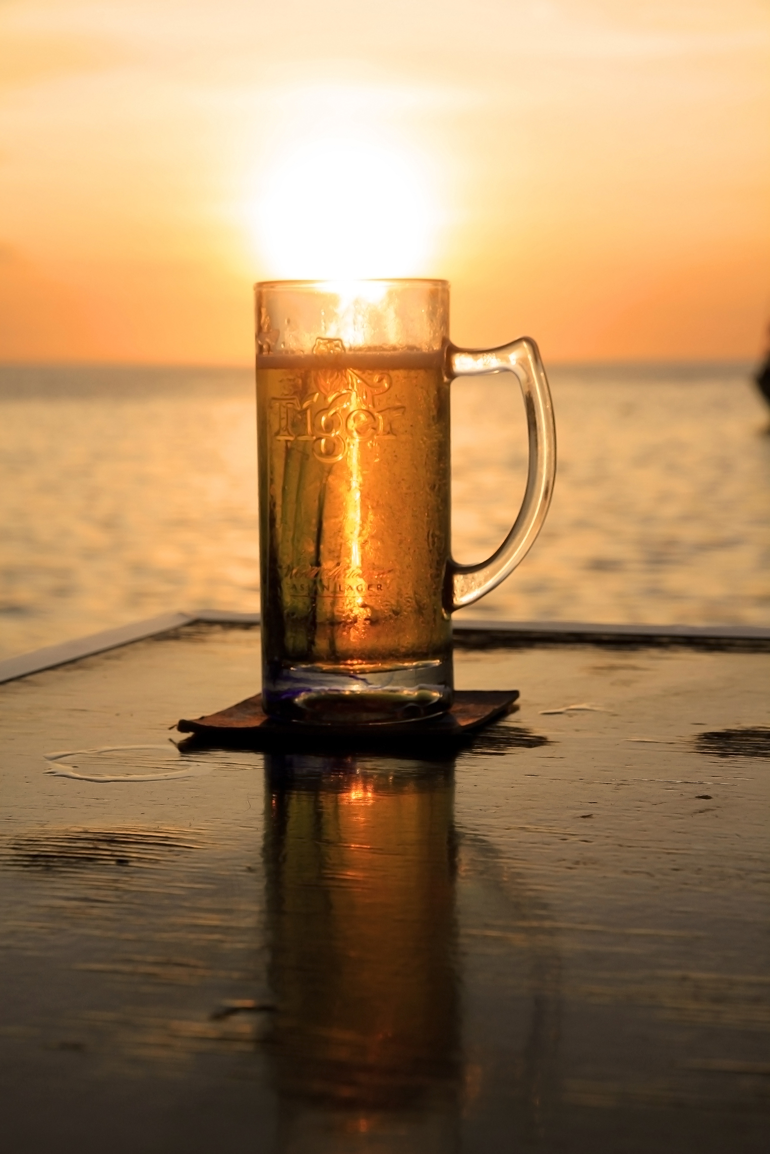 Kota Kinabalu - Malesia  beer and sunset