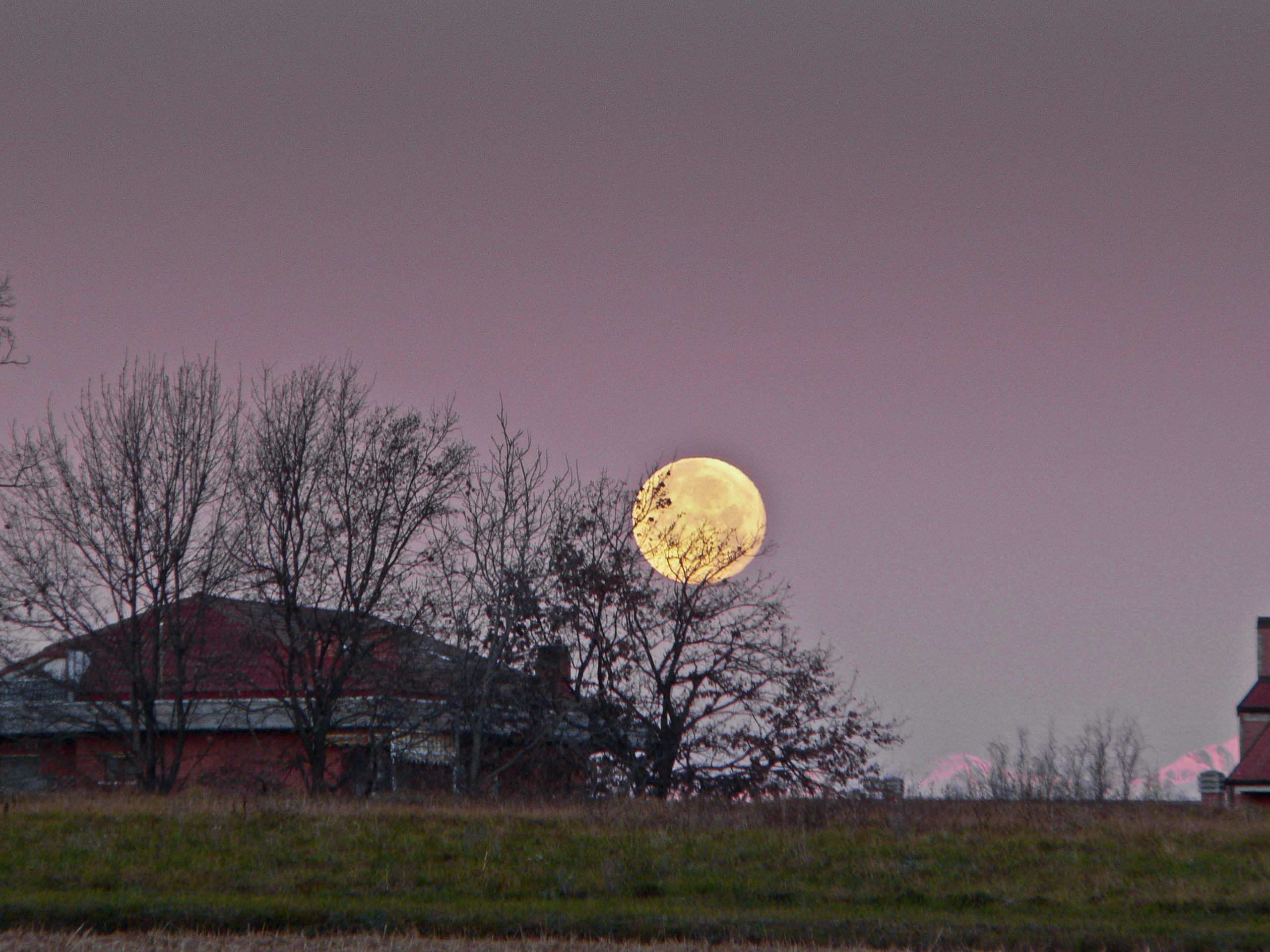 Luna del 29.12.2012 al suo tramonto