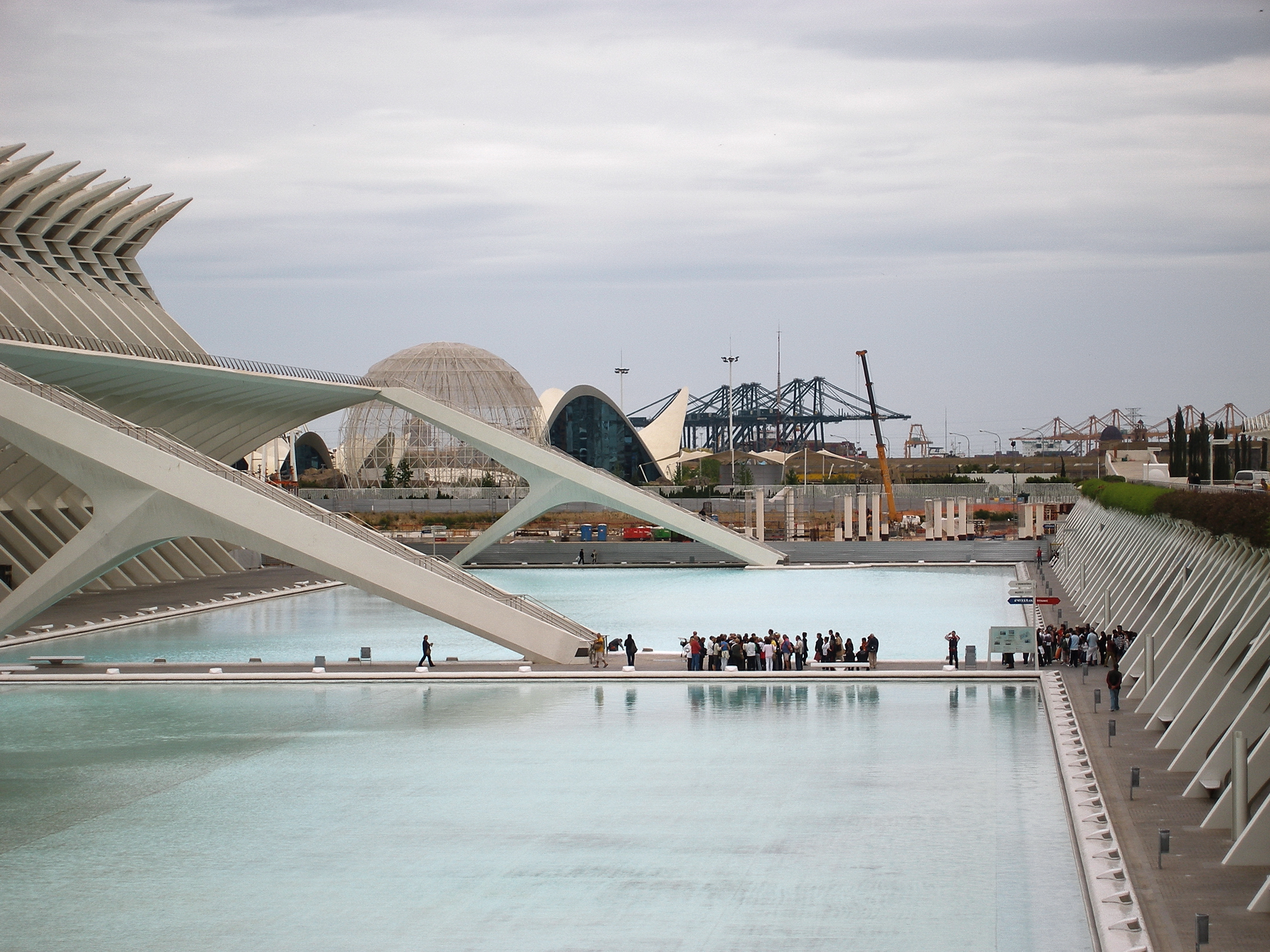 Boarding for Saturn... No! it's just Valencia