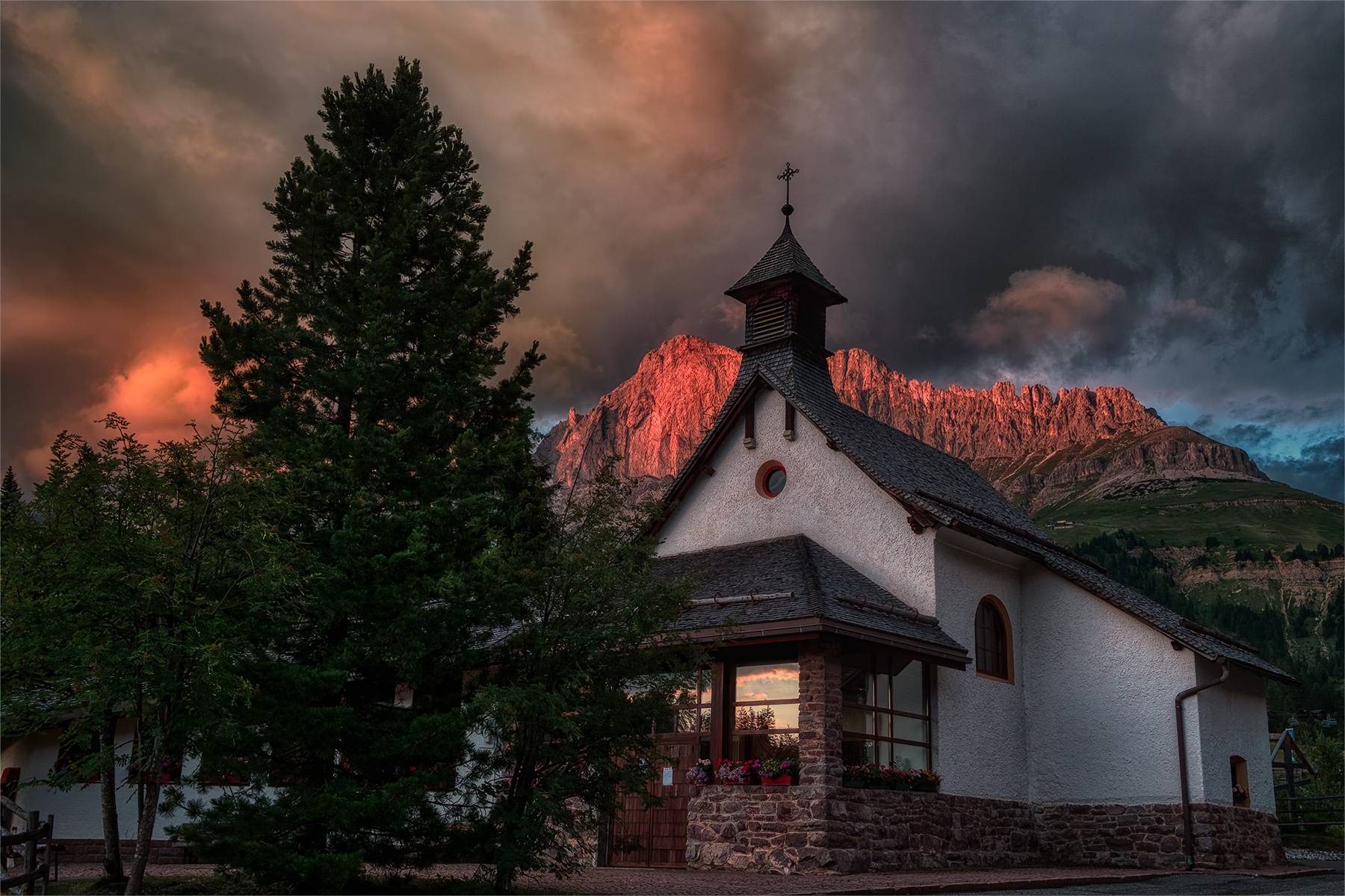 Chiesa San Giuseppe Villaggio Karezza