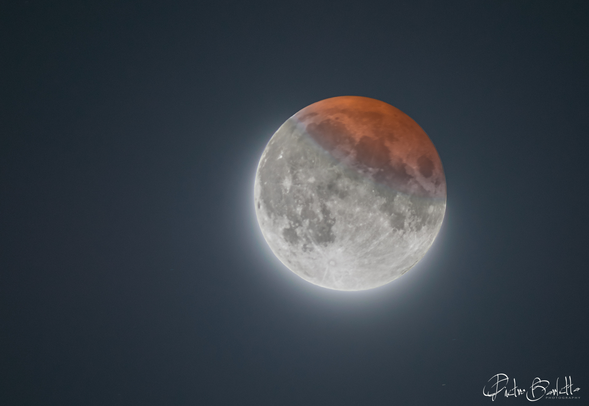 Partial lunar eclipse in HDR