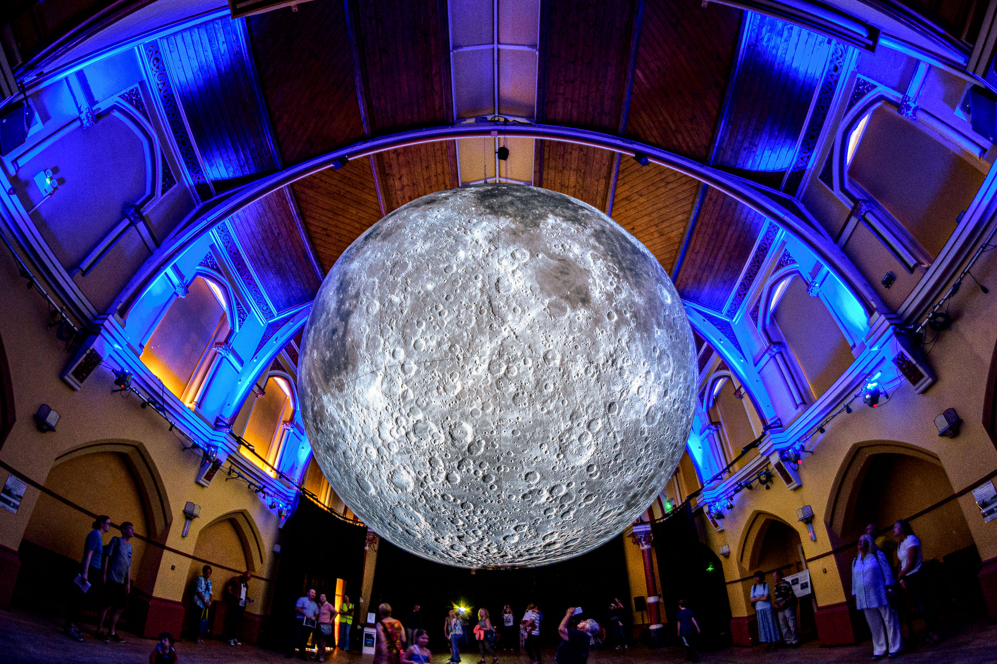 Oggi sono andato sulla luna e ritorno!