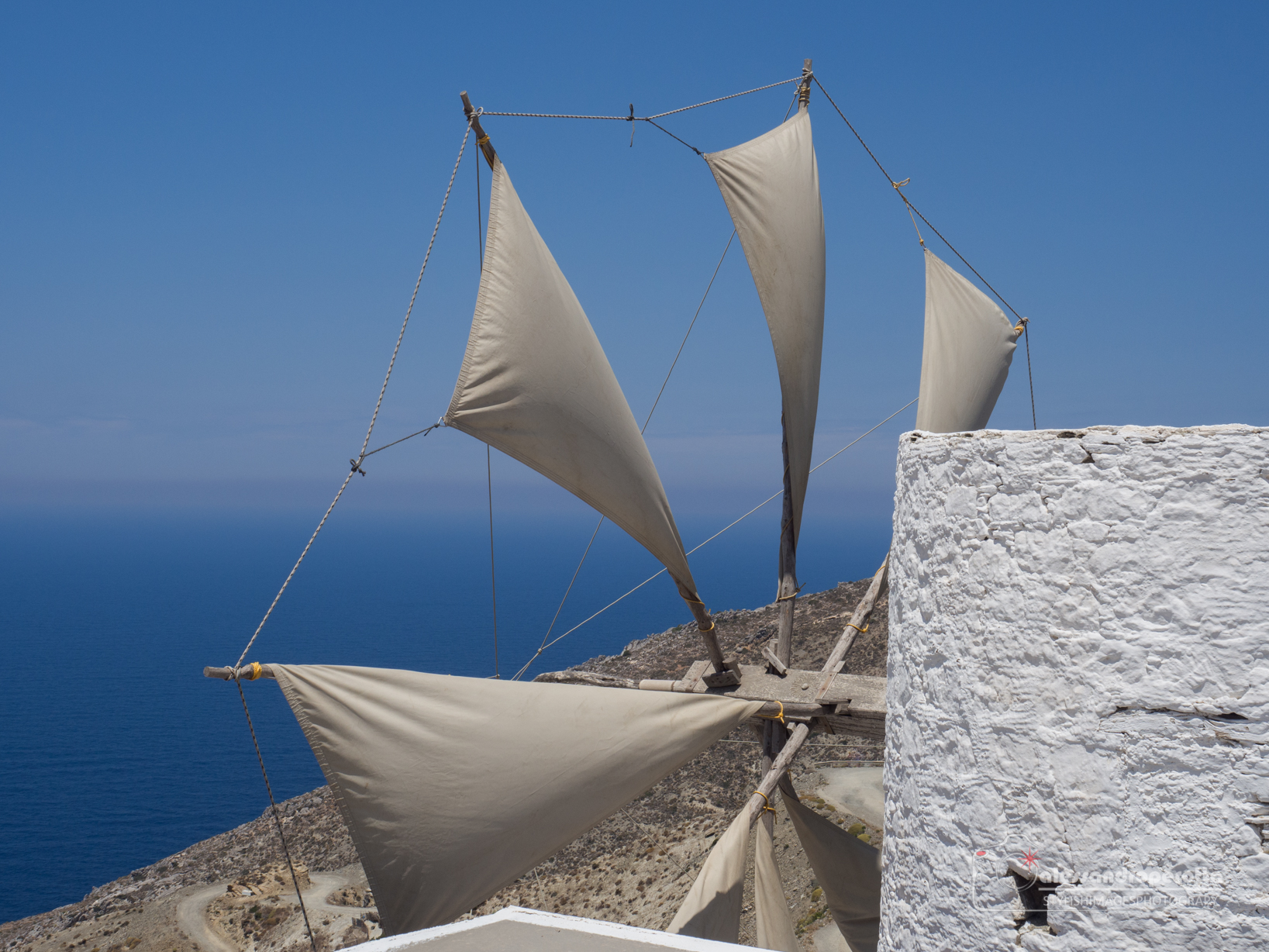 Waiting for the wind...