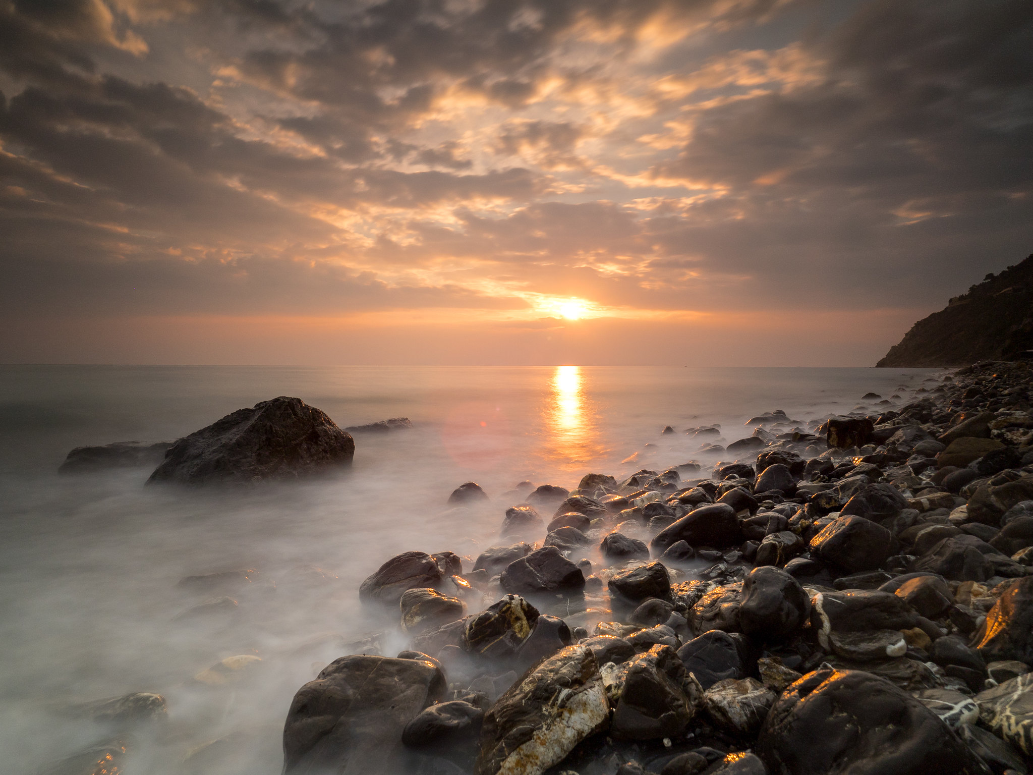 Sunrise at the head of Apples