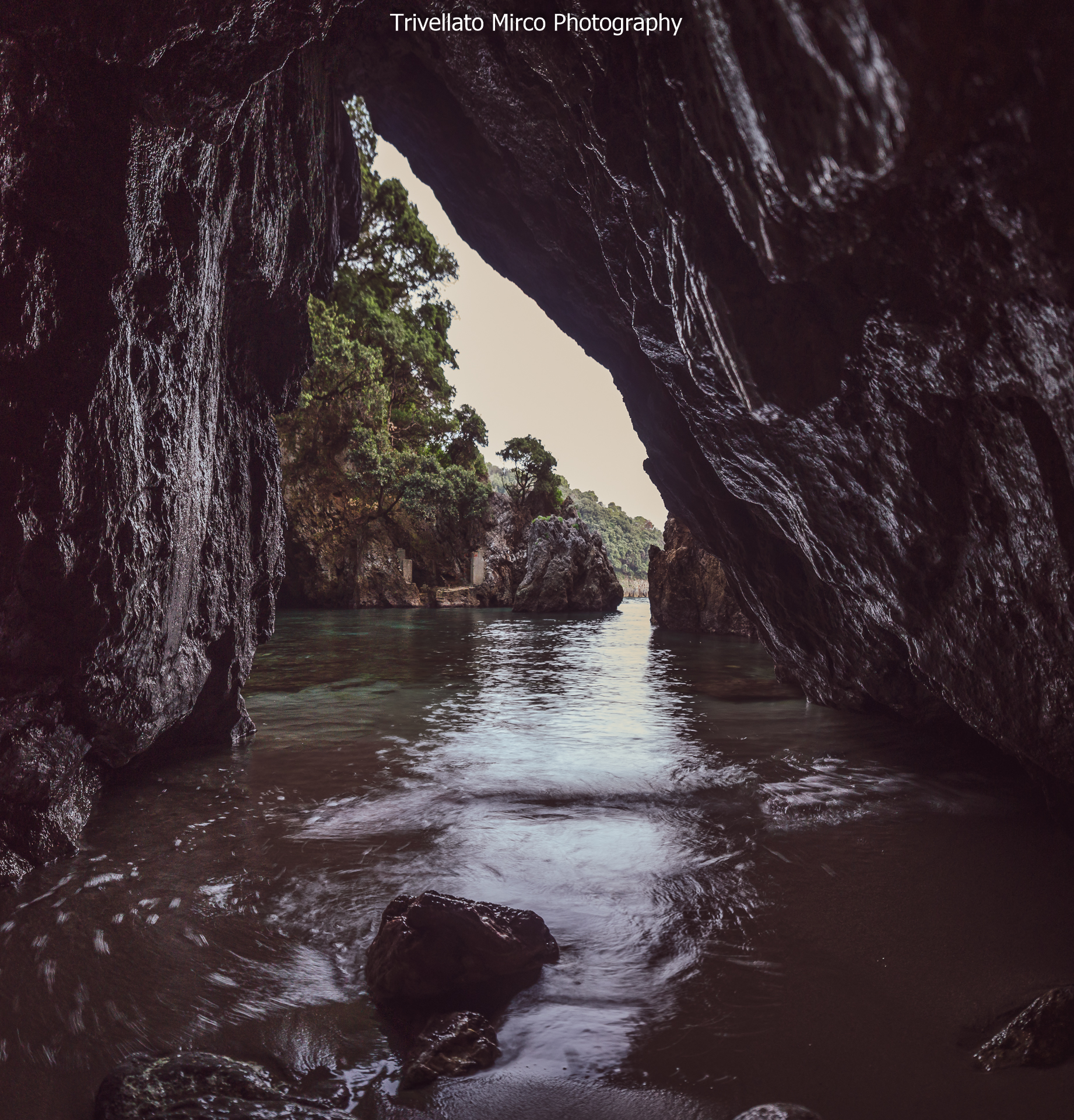 the cave - caletta lerici