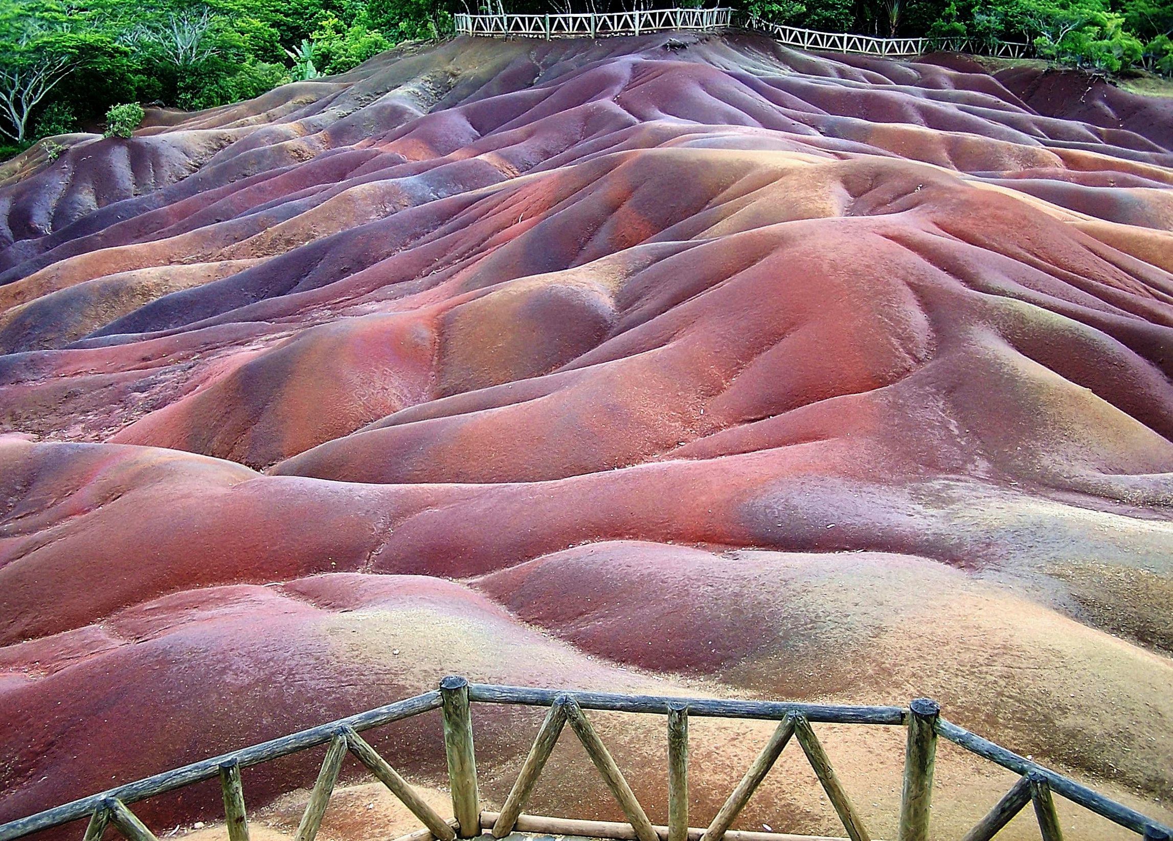 Le terre dai sette colori