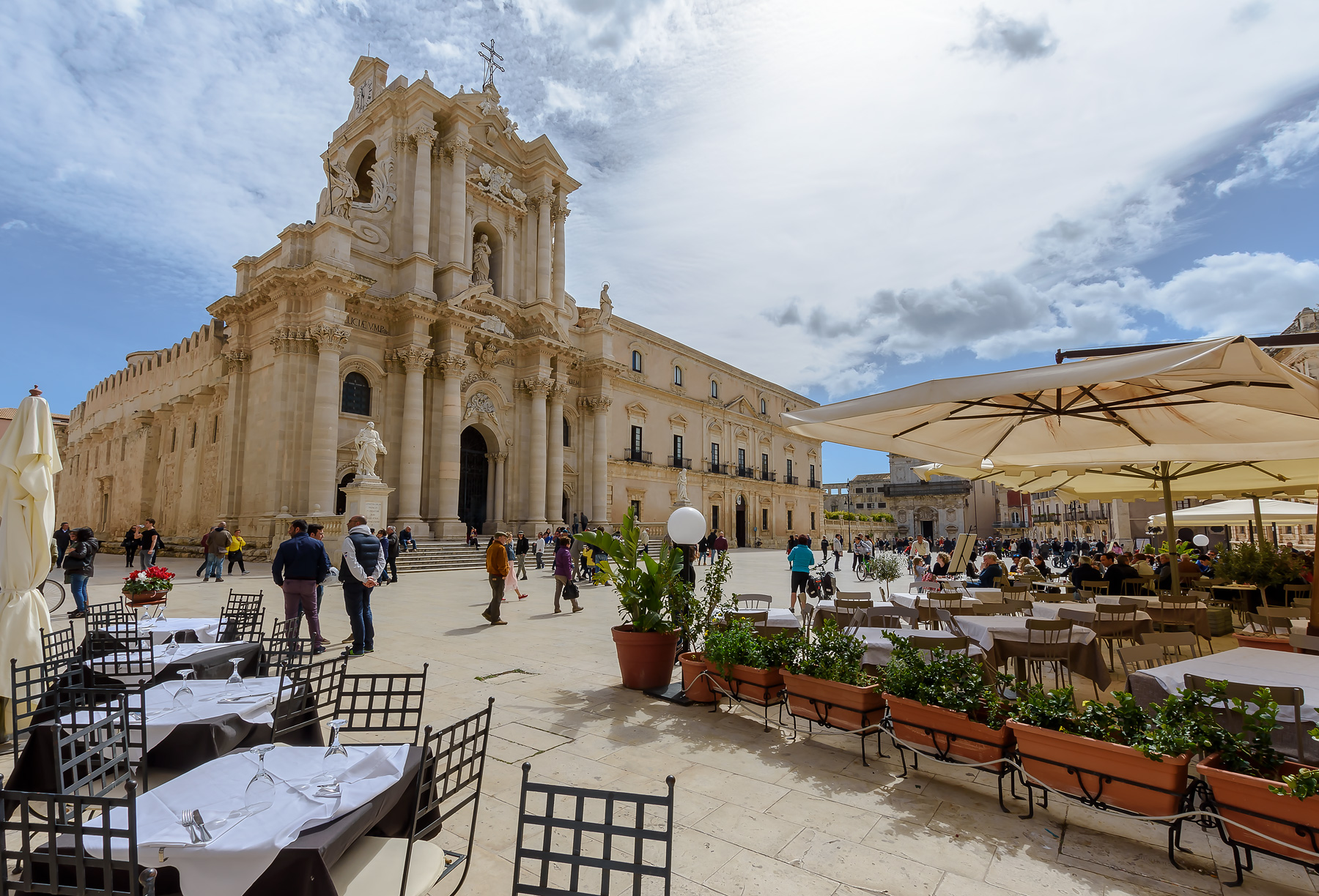 Piazza Duomo Syracuse