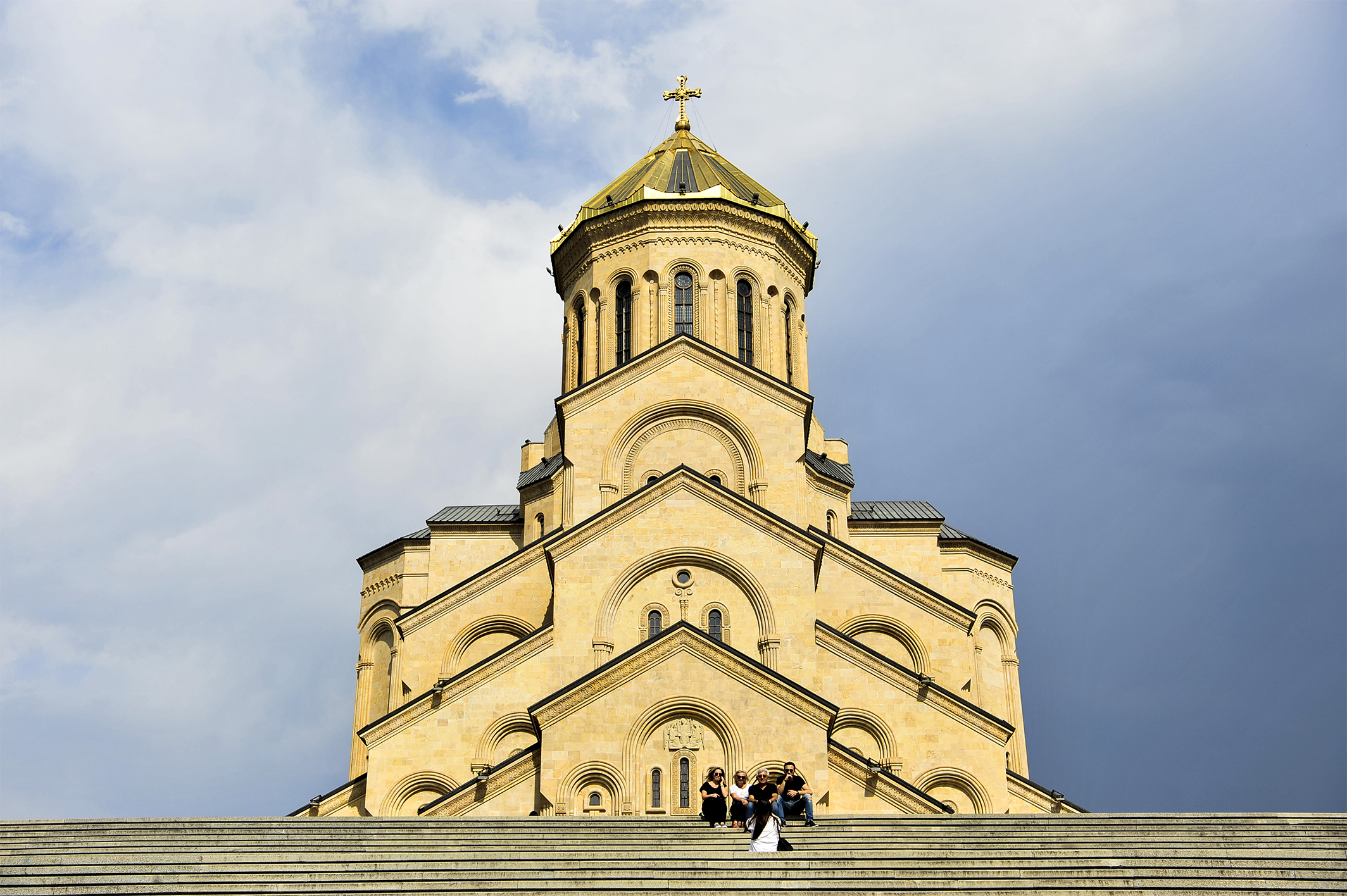 sameba holy trinity cathedral of tbilisi