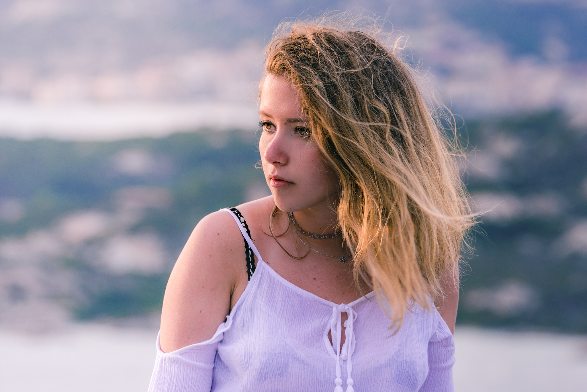 The wind on the hair