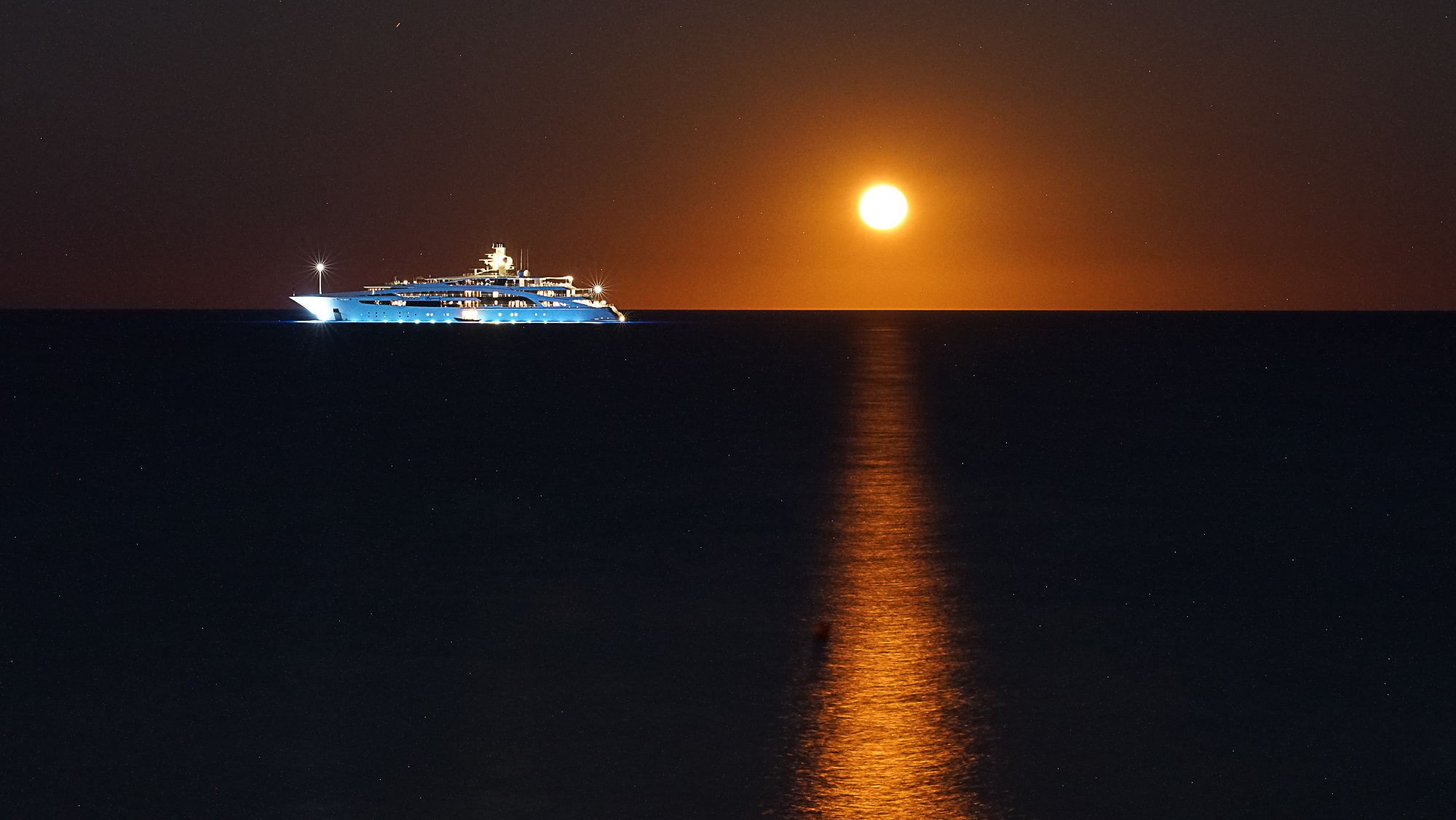 August moon in Santa Margherita di Pula