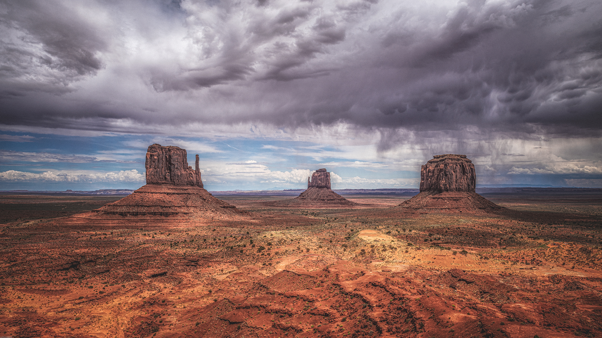 Monument Valley, California