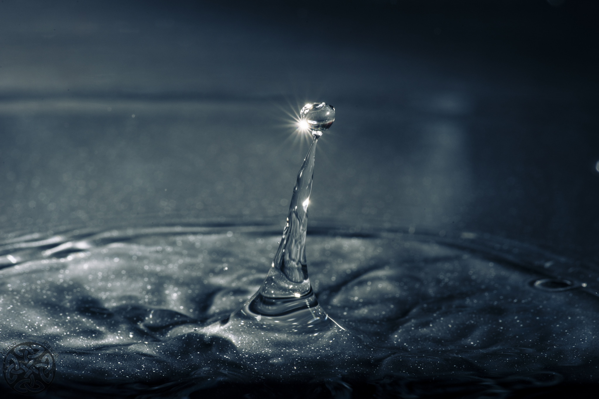 It rains drops, jewels are formed