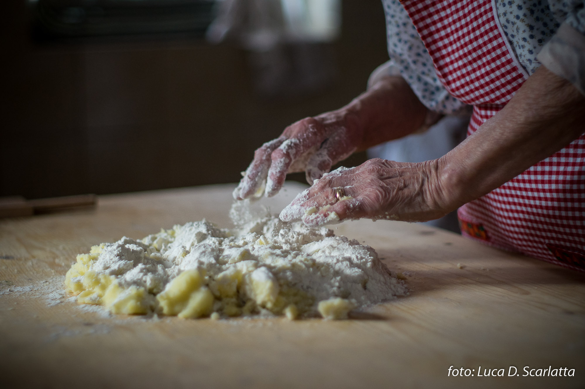 The gnocci Grandma Mary Le mani in pasta