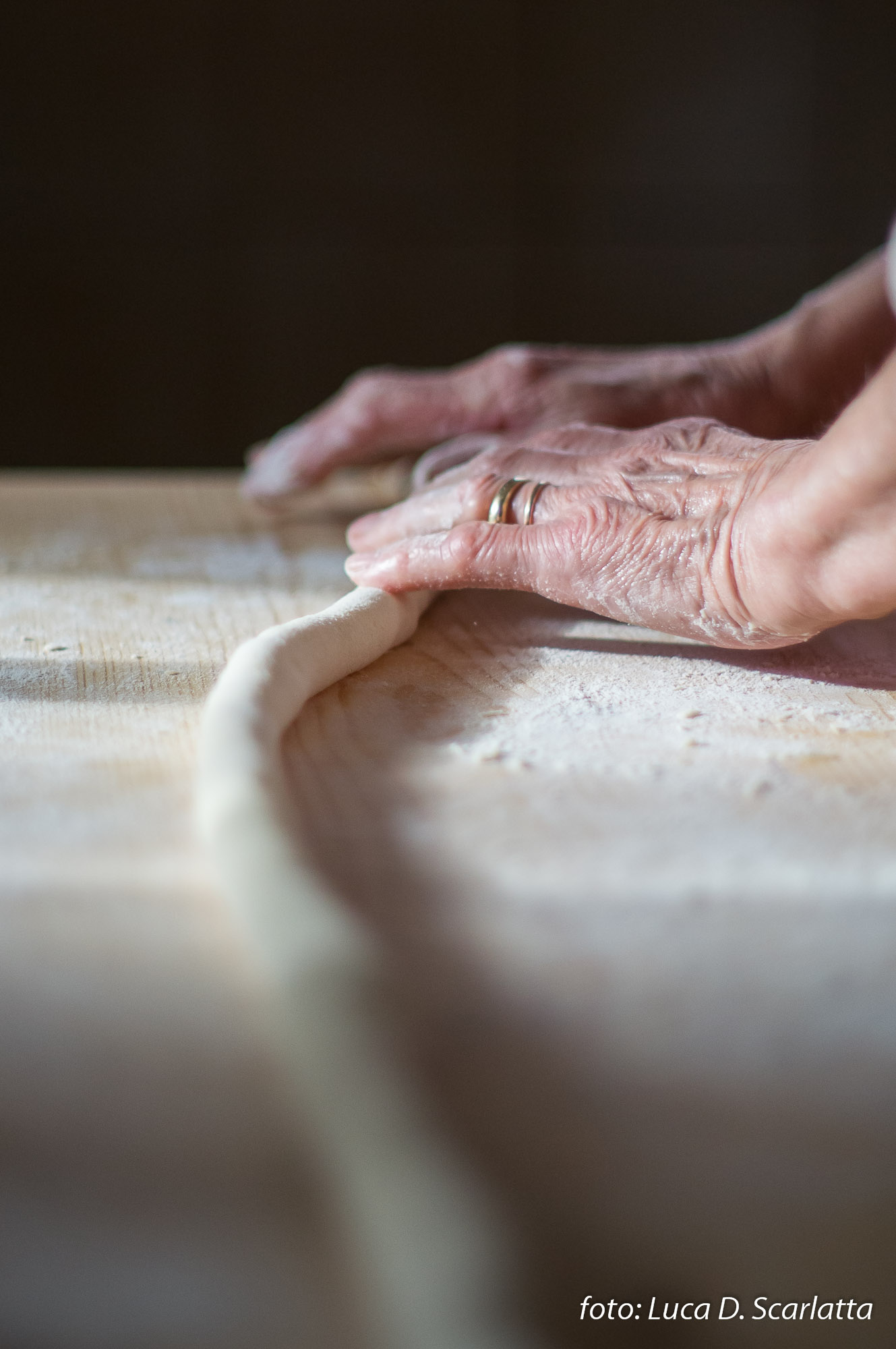The gnocci Grandma Mary: Training dough