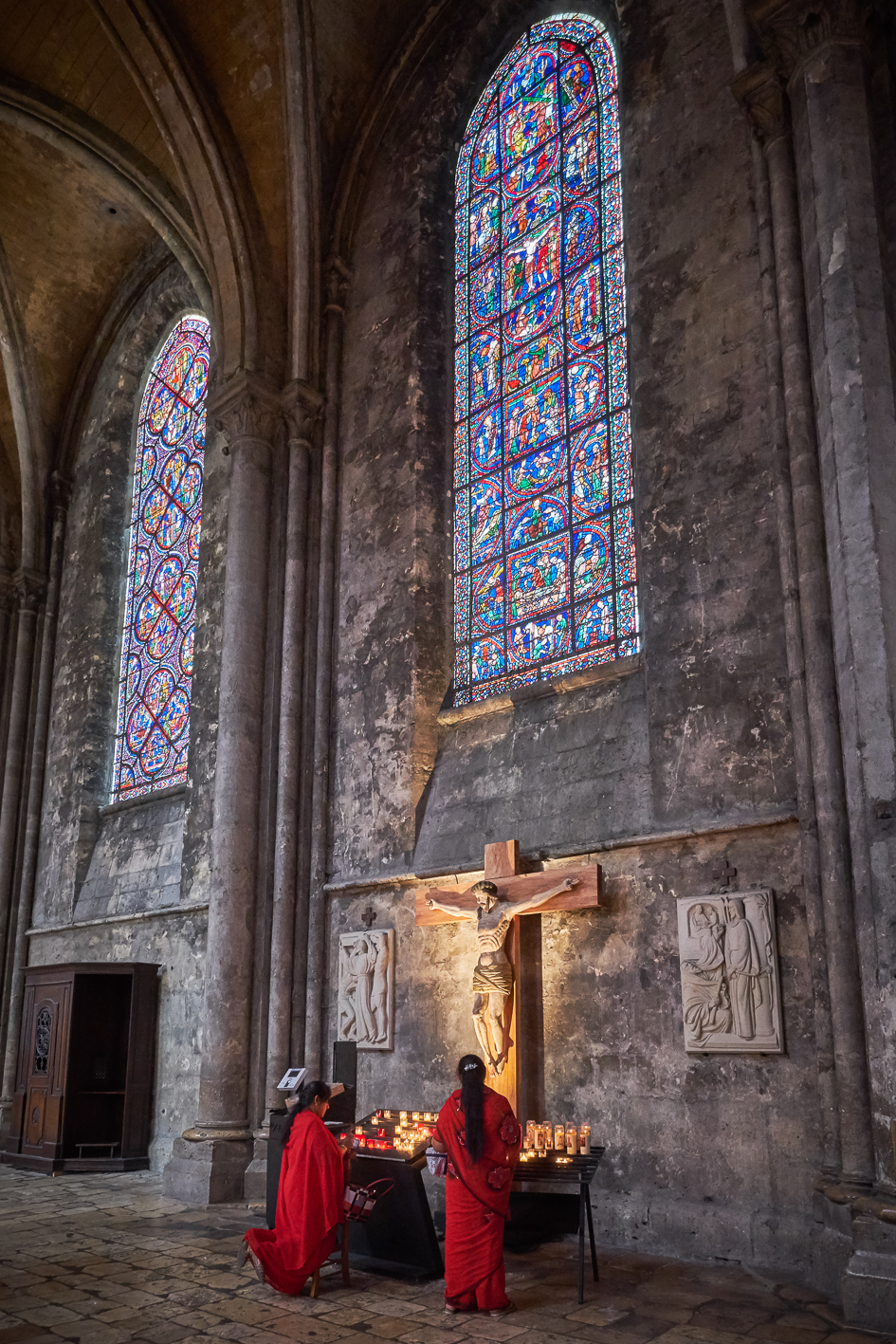 Pellegrine indiane nella cattedrale di Chartres