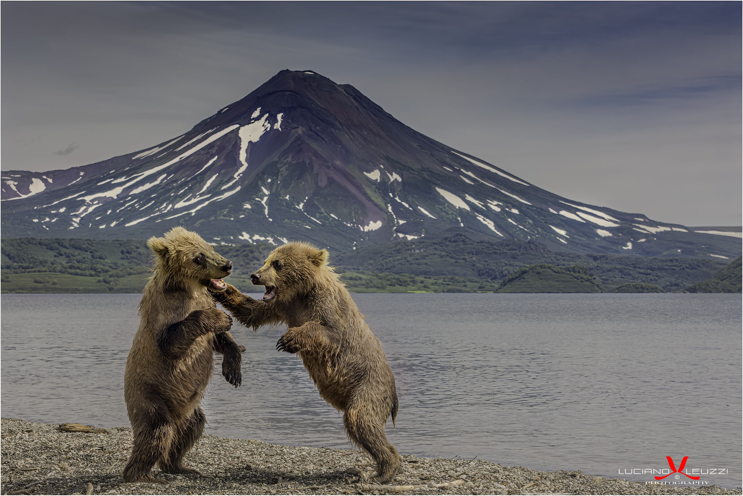 The fight under the volcano