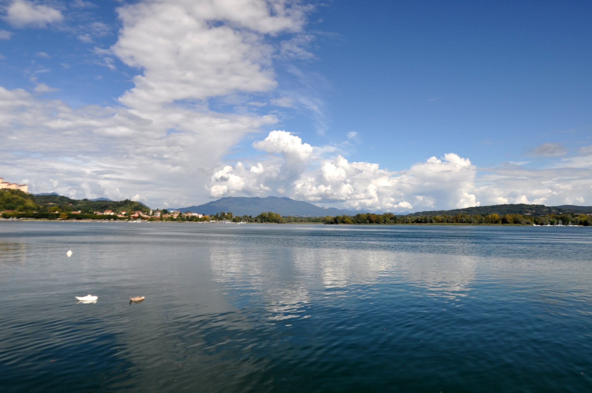 Arona e il lago Maggiore