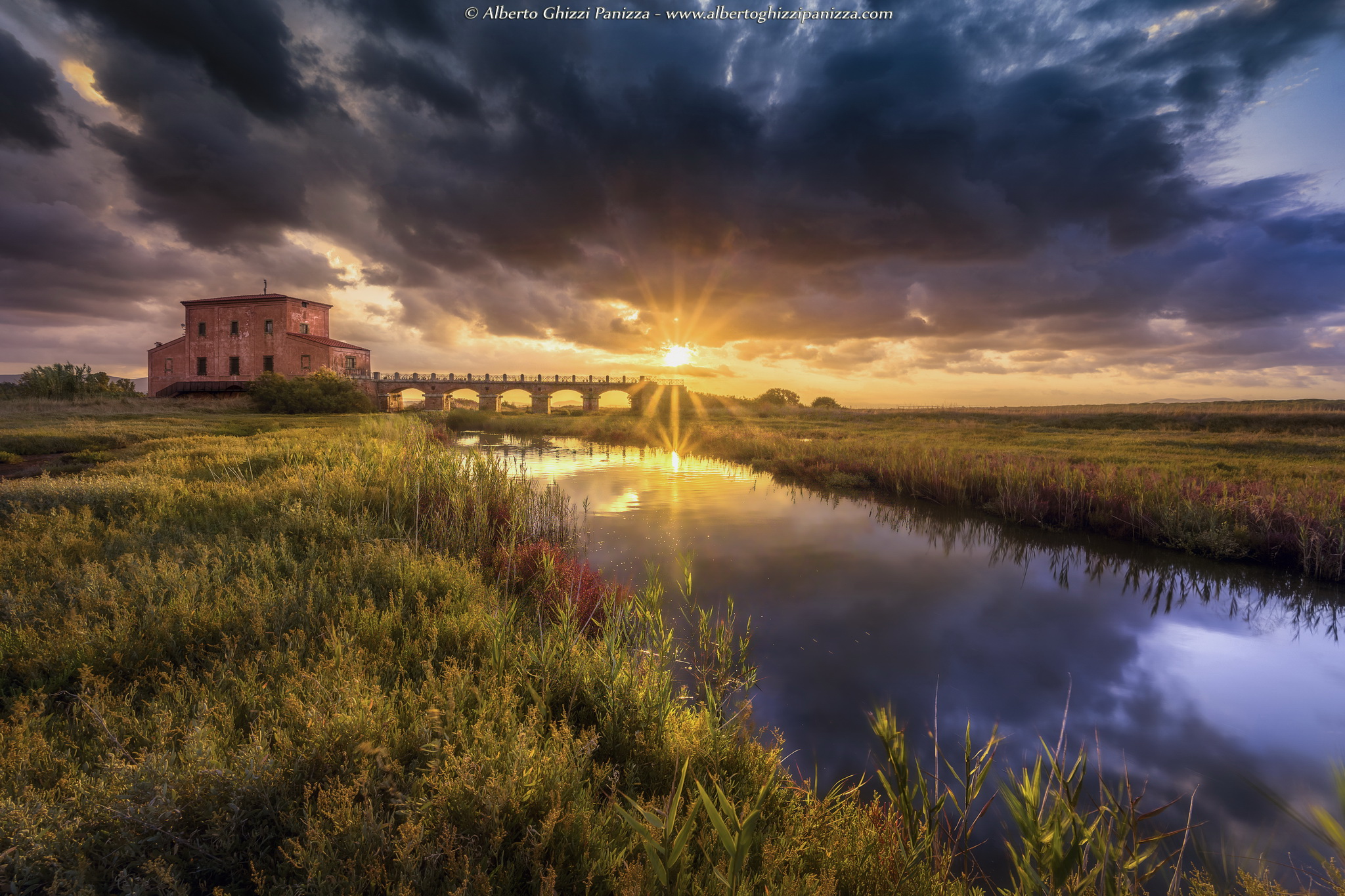 Sunrise at the Ximenes Red House