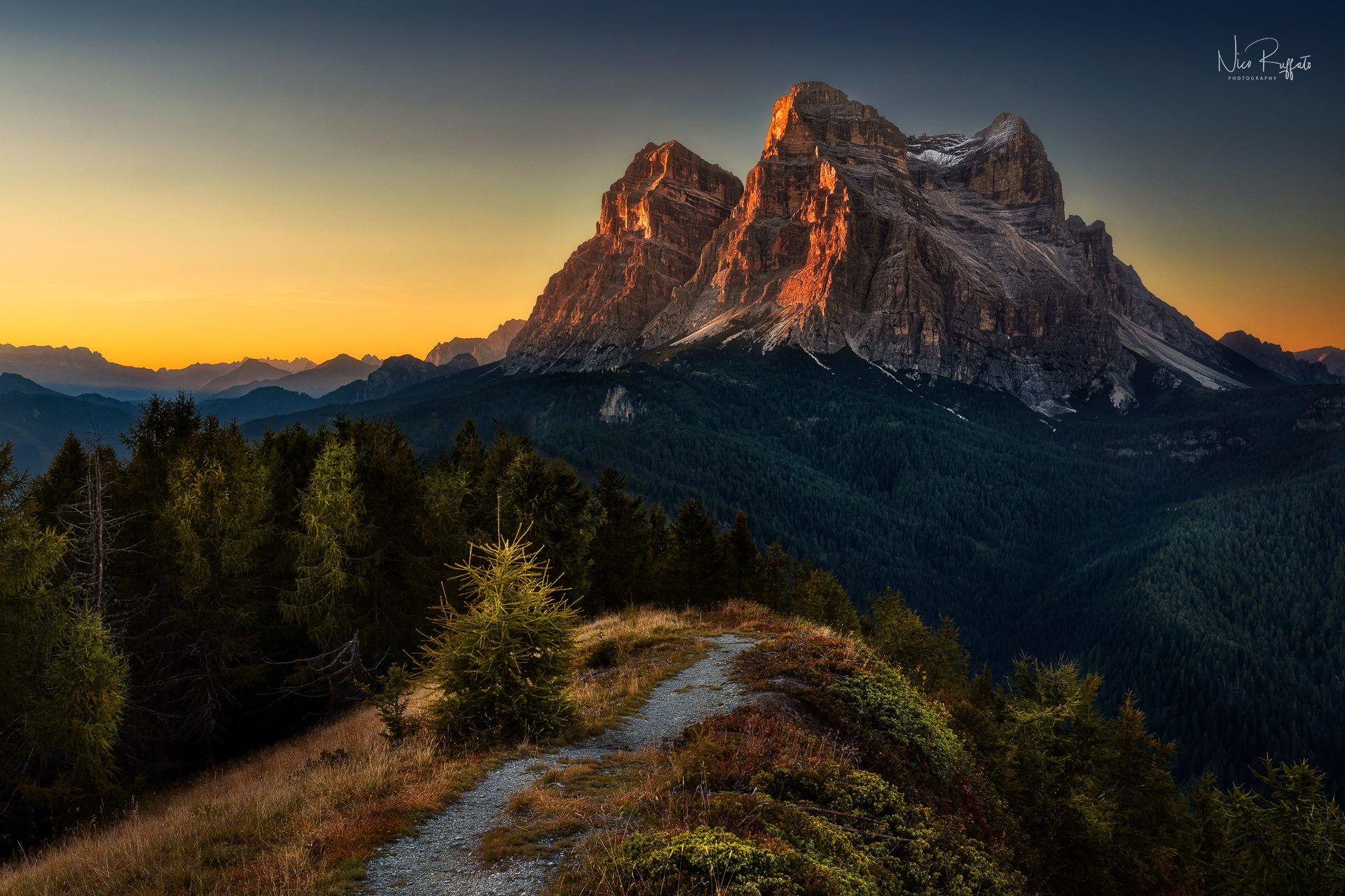 Sua Maestà il Pelmo