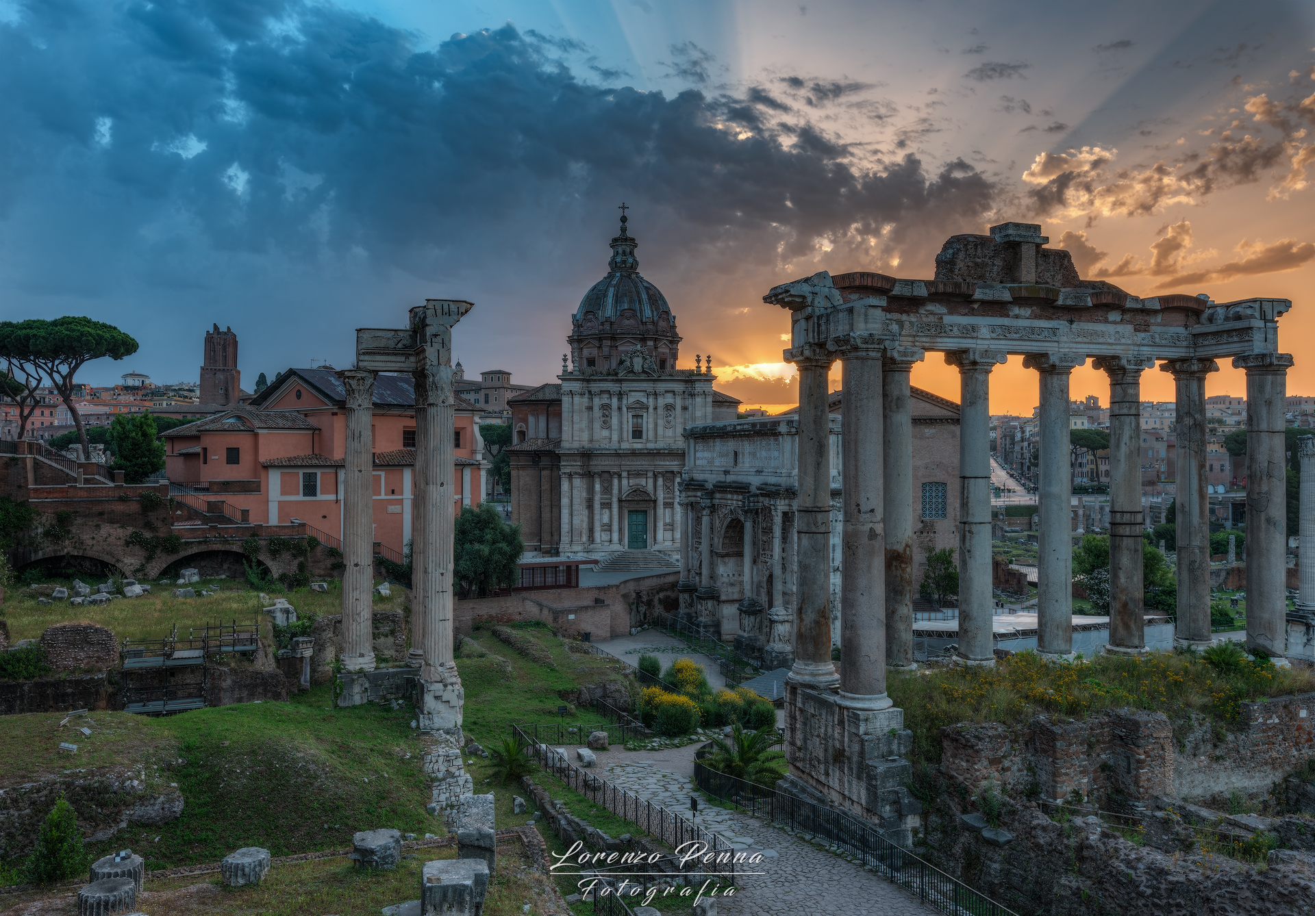 I Fori Imperiali all'alba