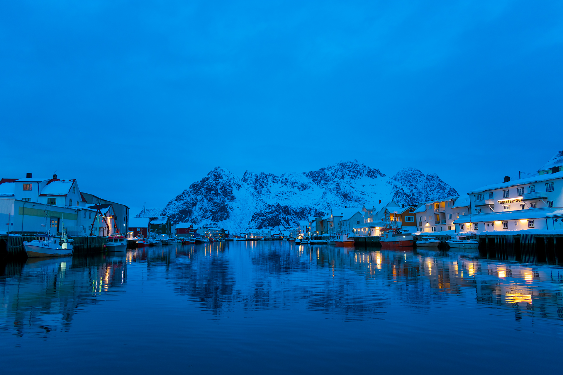Henningsvær