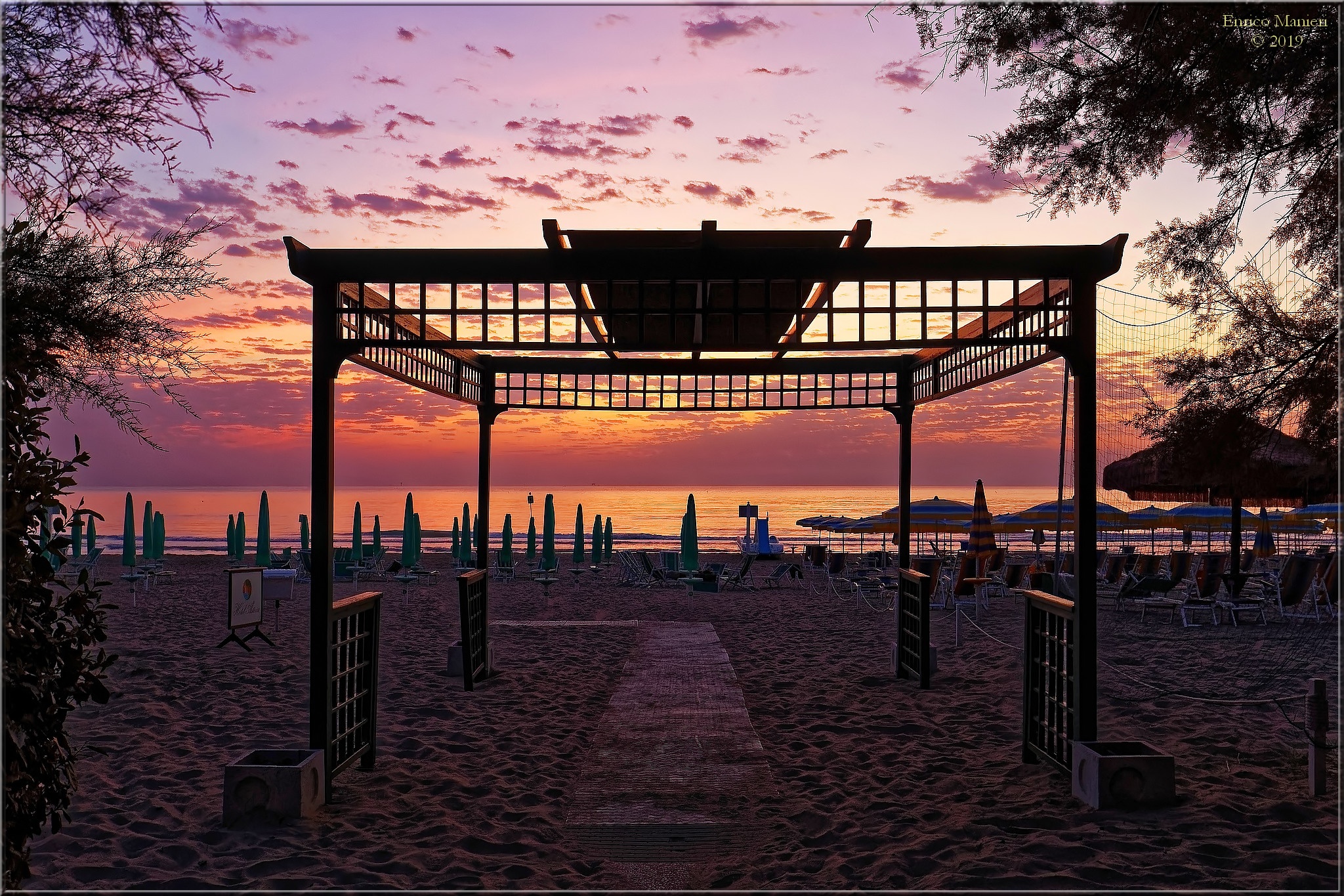 Before dawn in Pineto