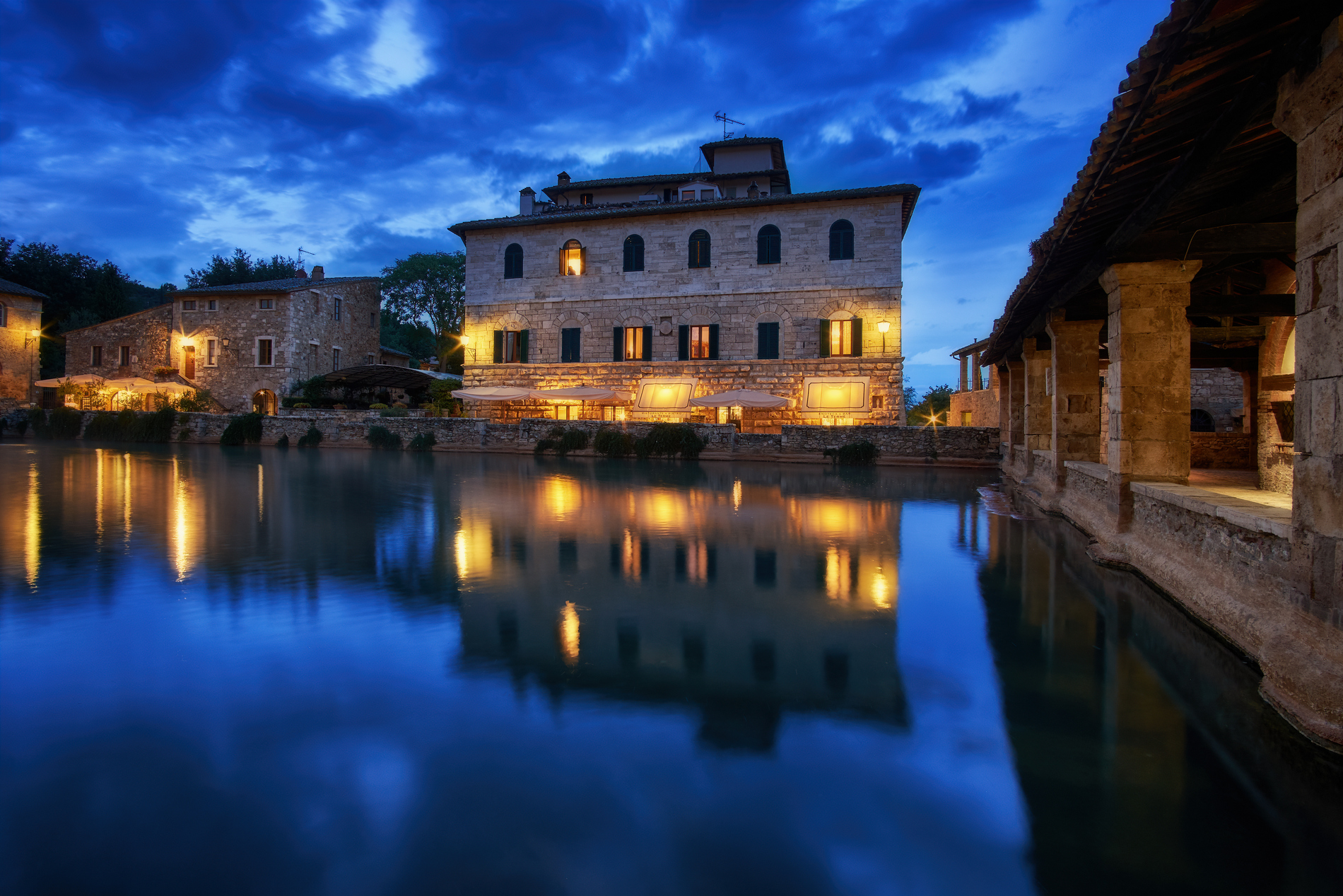 Blue time in Bath Vignoni