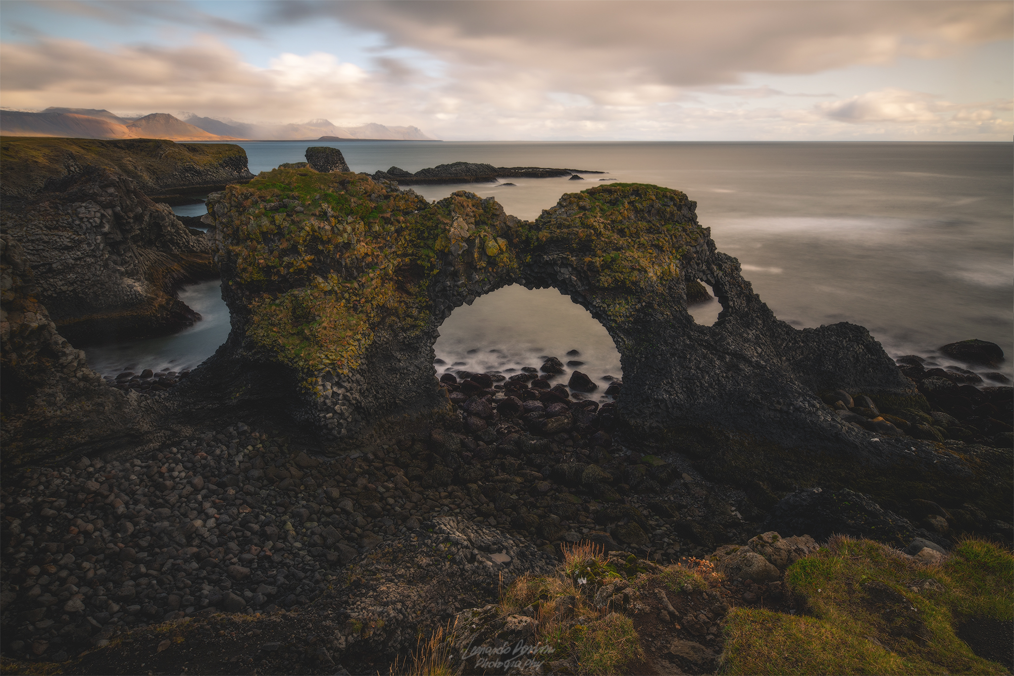 Gatklettur - Arnarstapi