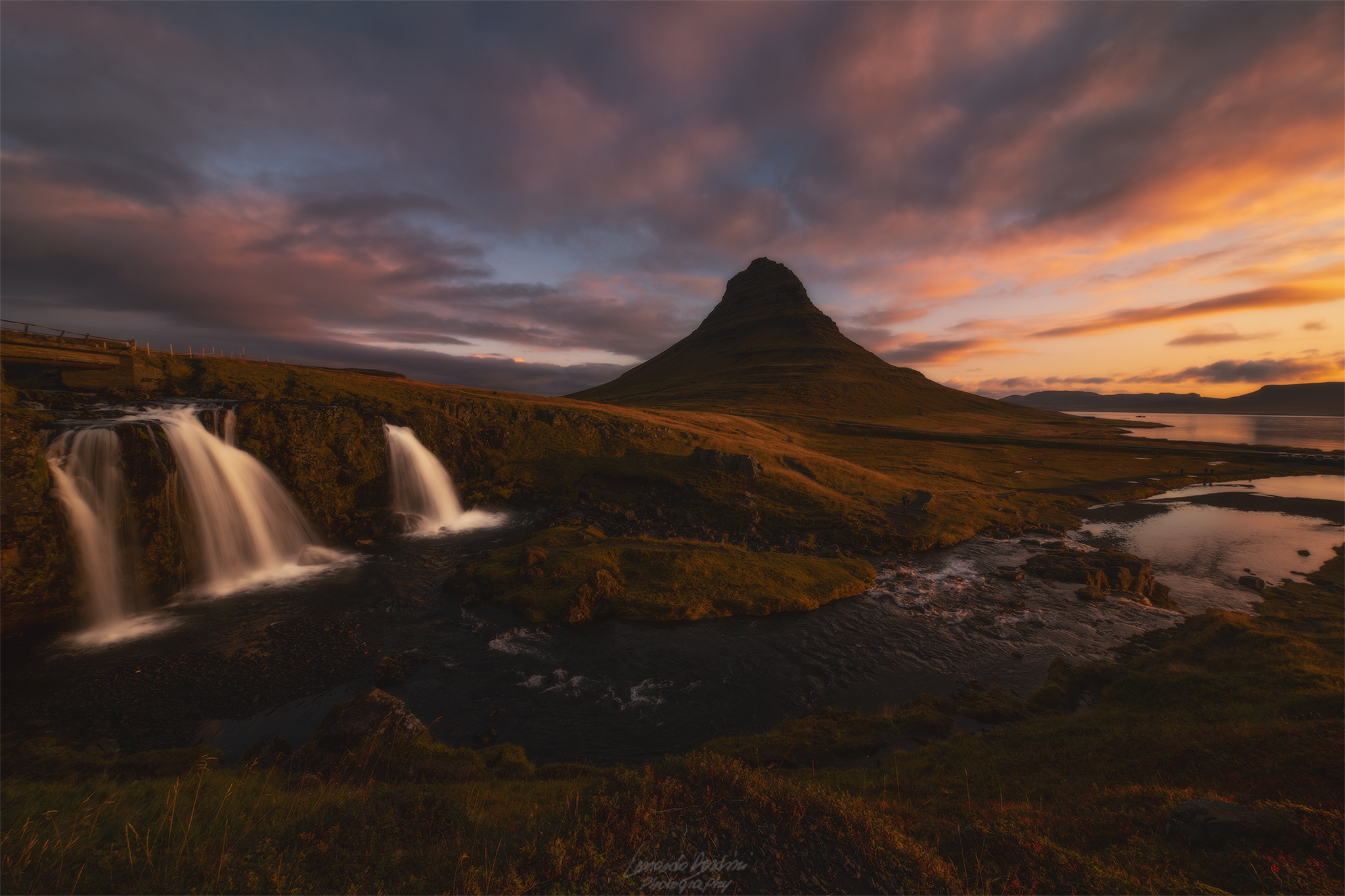 Kirkjufellsfoss and Mount Kirkjufell