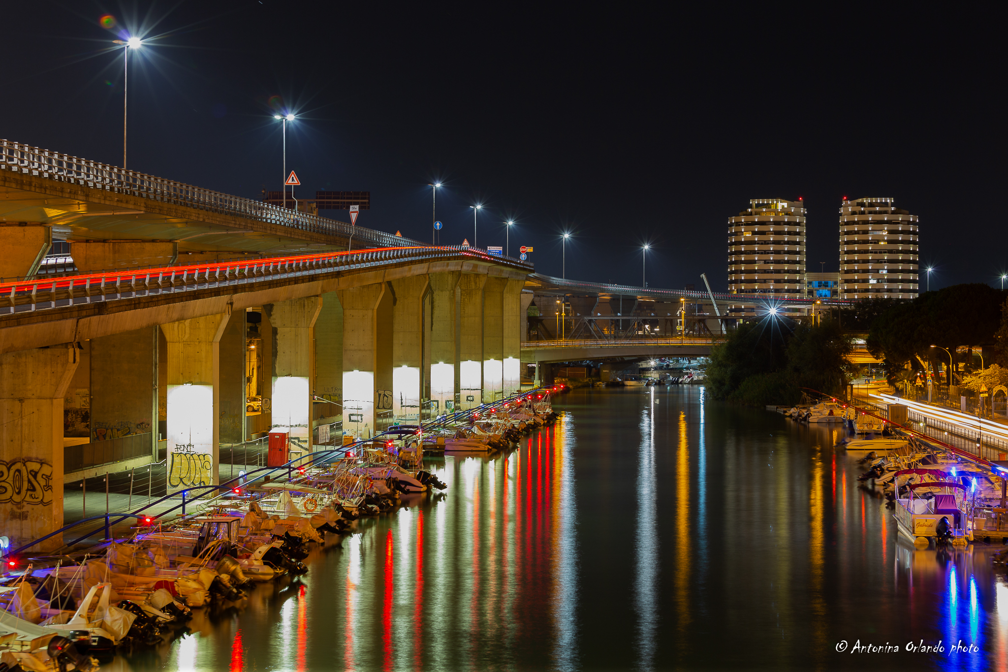 1000 lights on the riverfront