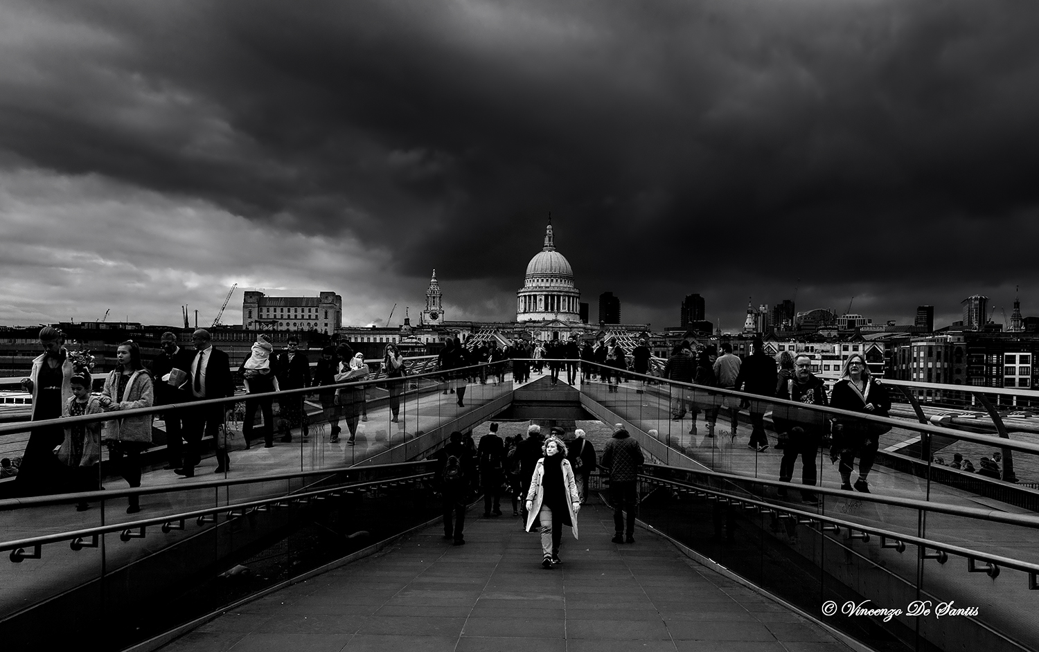 Millenium Bridge (London)