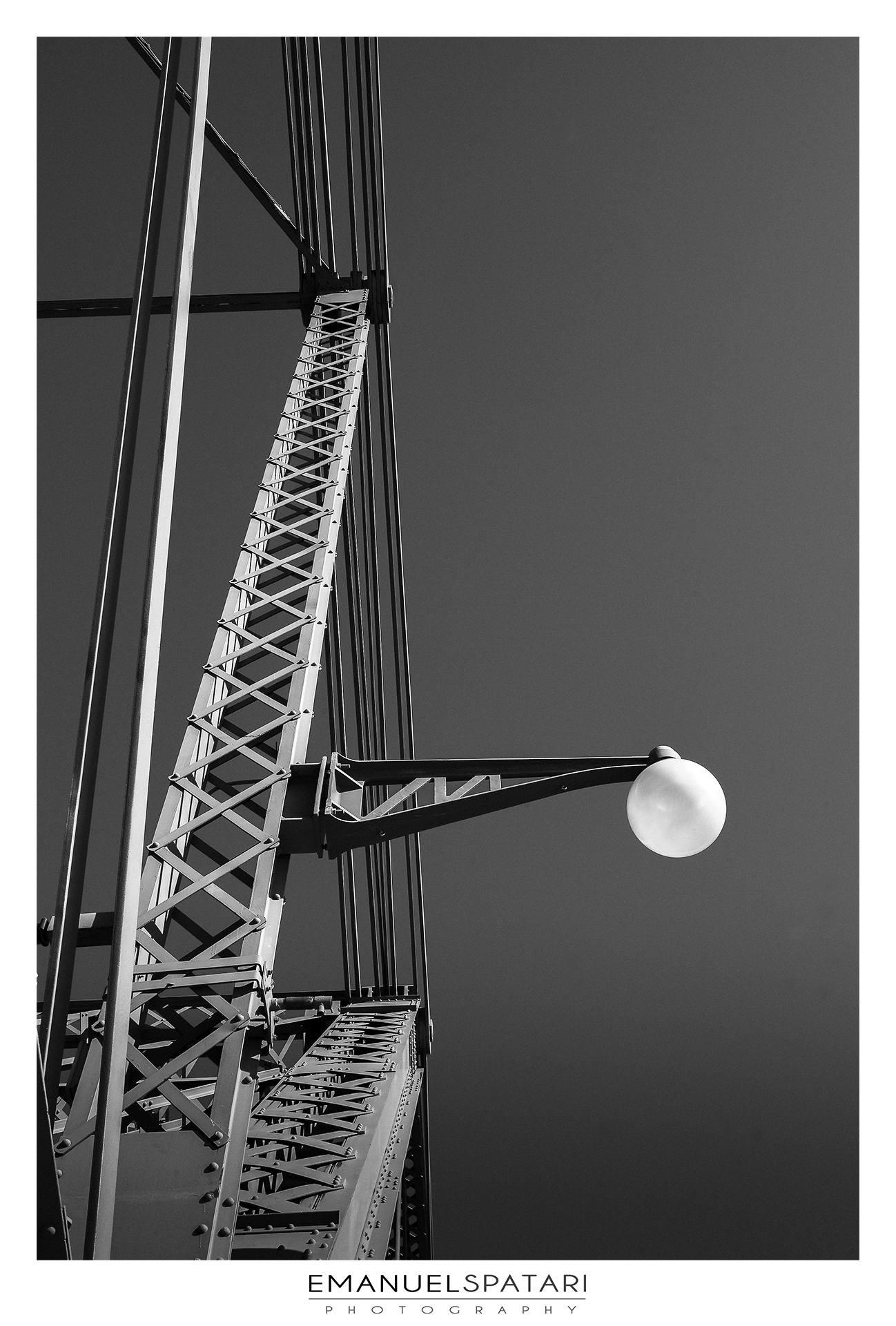 Ottawa, Alexandra Bridge