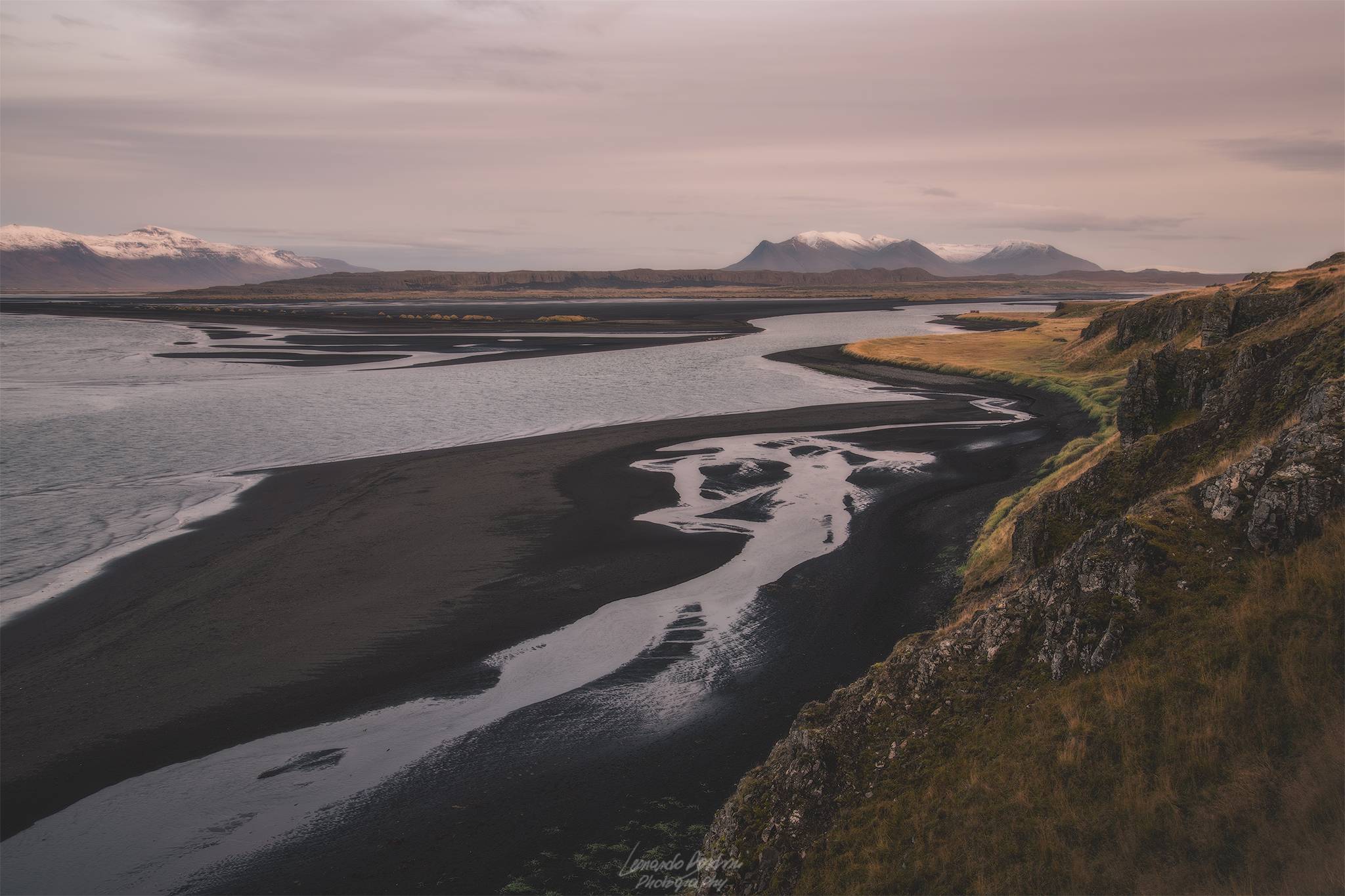 View of Handelfj'ur and Sigr'arsta'avatn 1