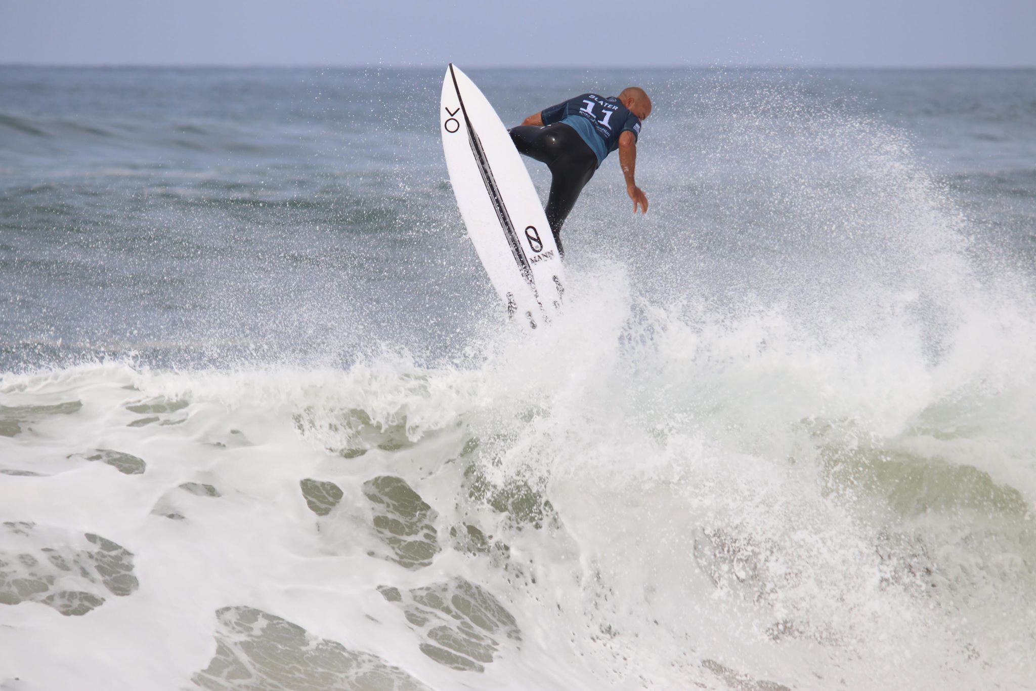Kelly Slater at 2019 World Surf Championships France 3