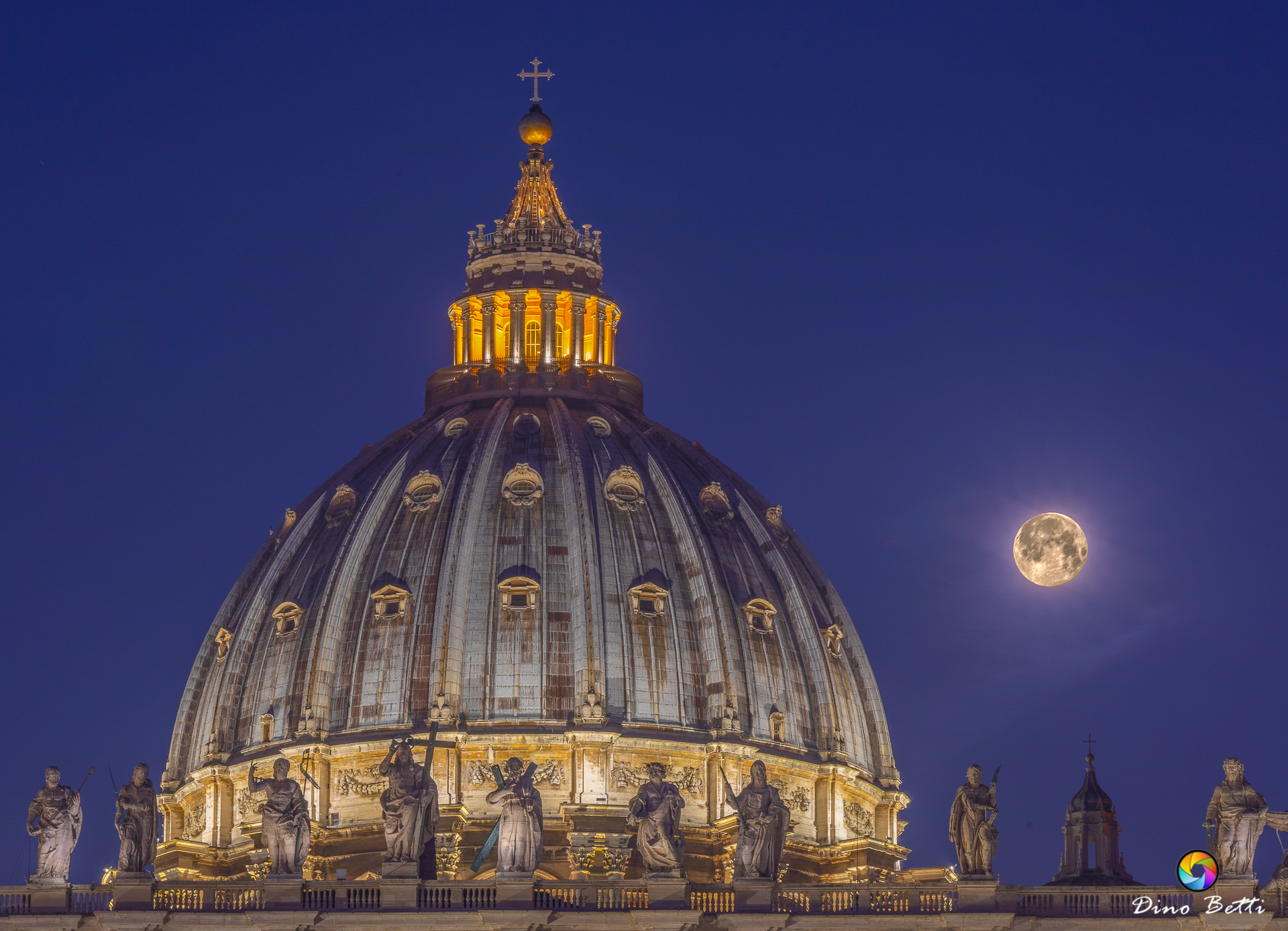 Er Cupolone con la Luna