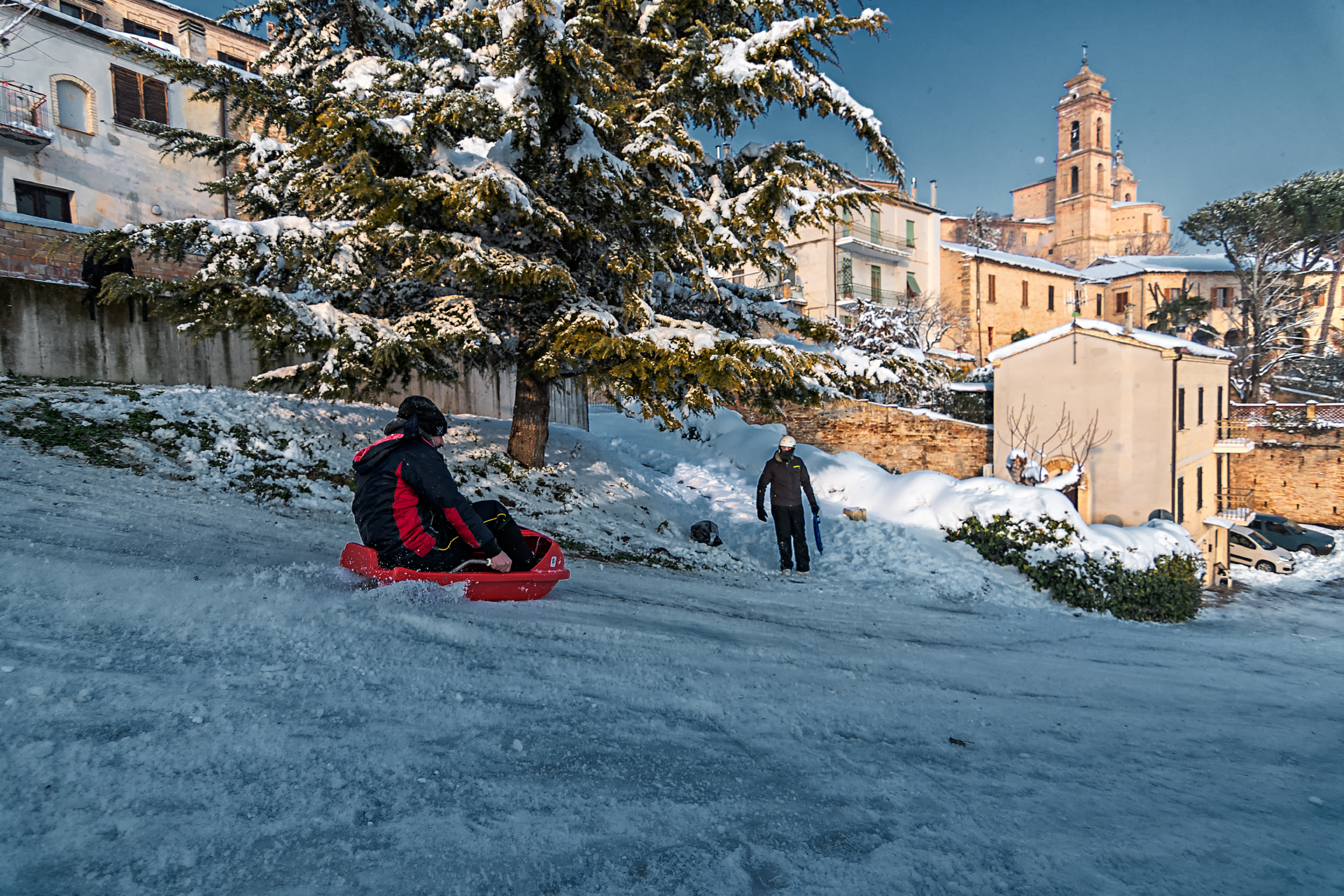 Vai con lo slittino 2