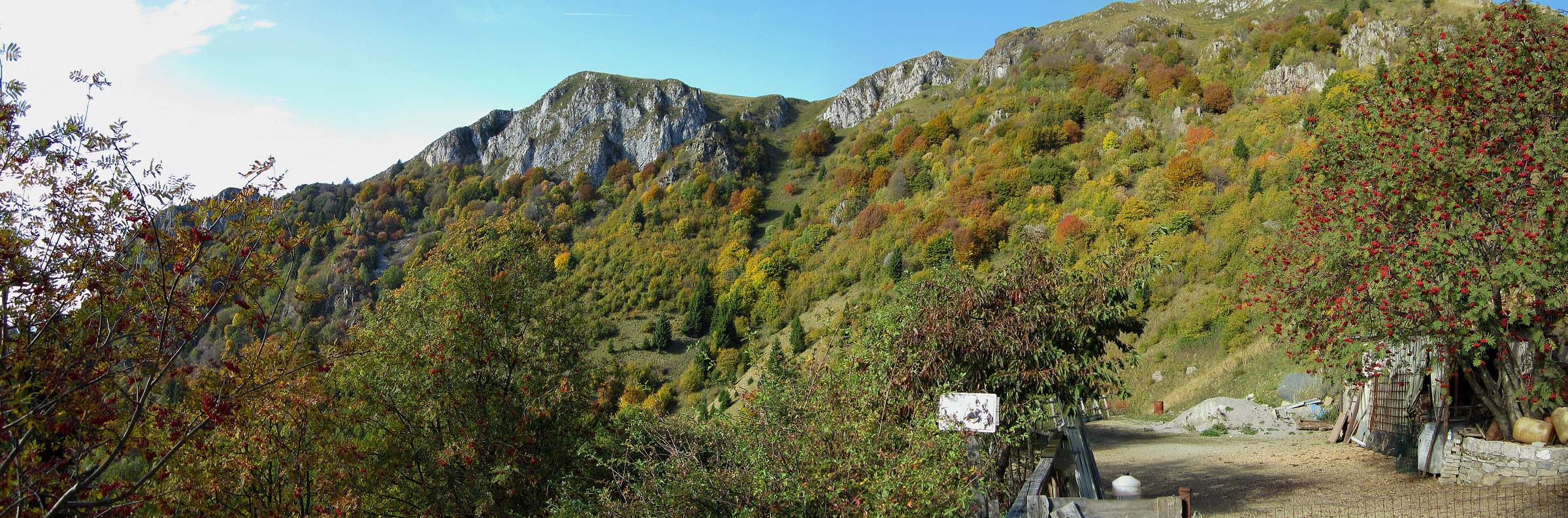 Marone - Vista dal Rifugio Malpensata.jpg