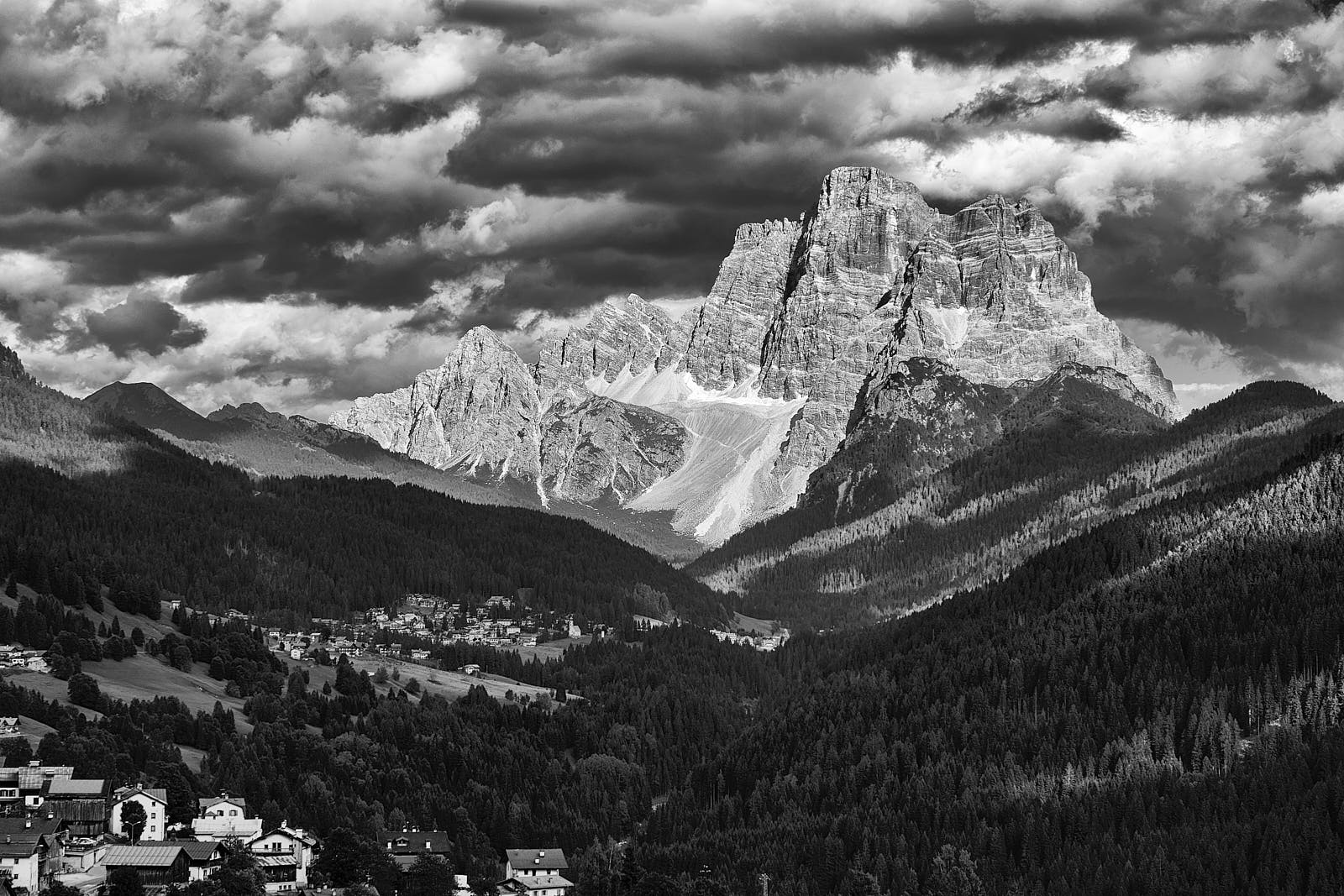 The Throne of God in B&Amp;W