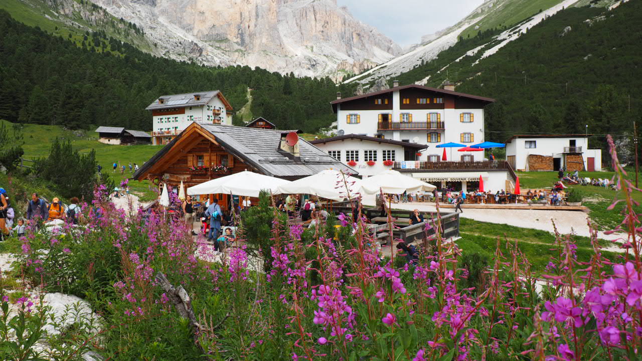 Gardeccia refuge area