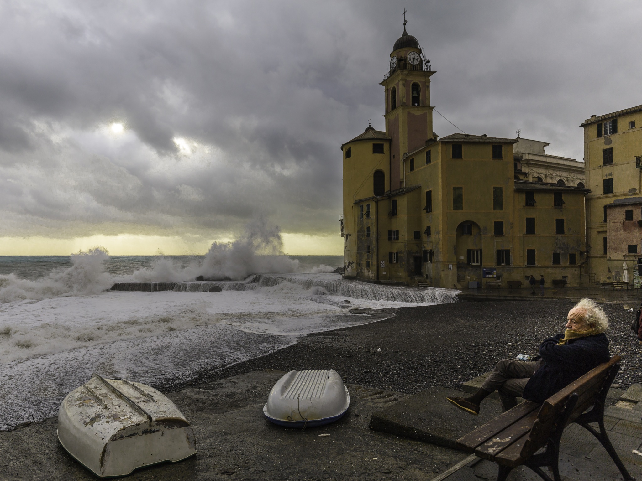 Ammirare la mareggiata