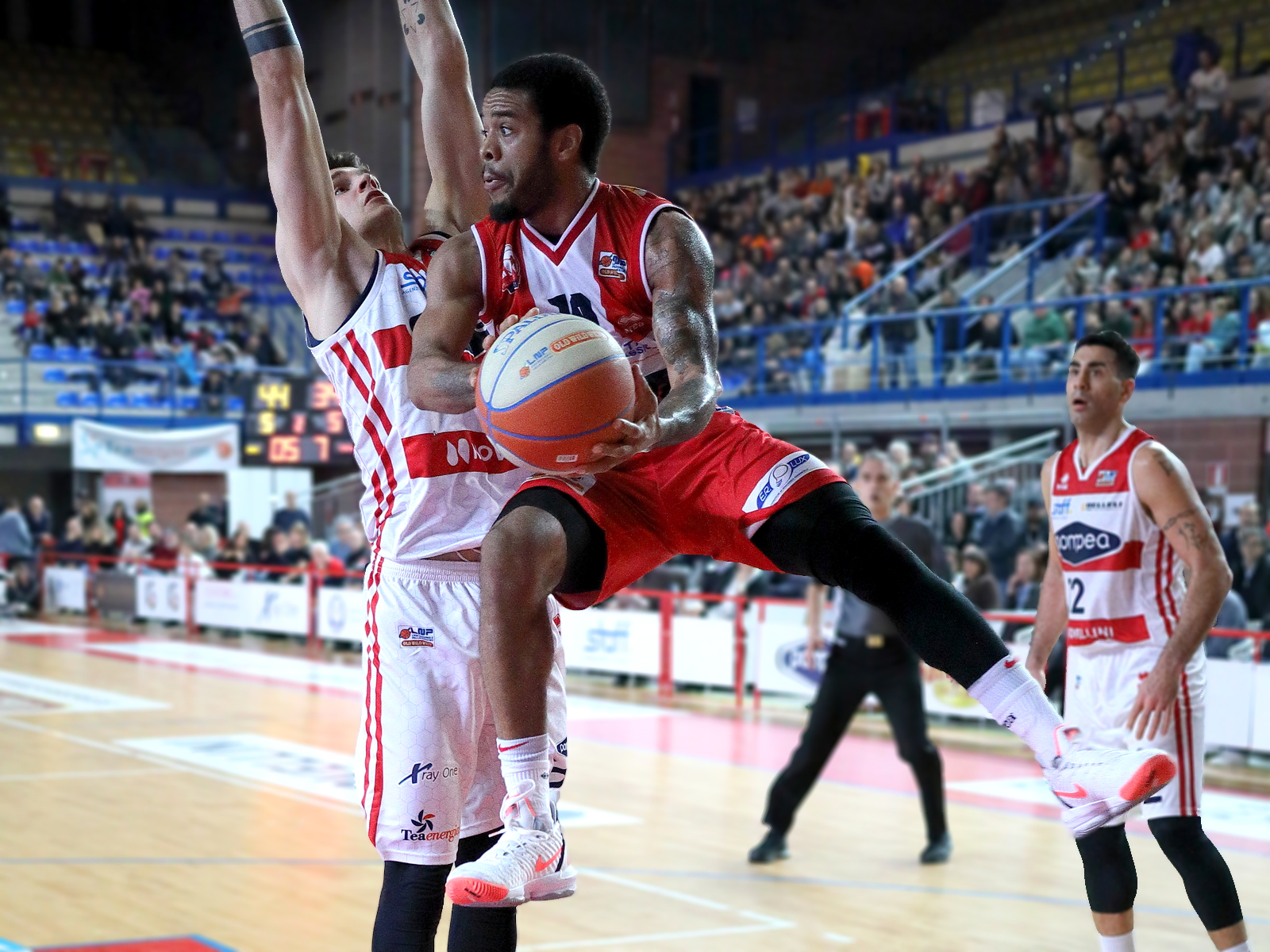 Stings Pompea Mantova - Unieuro Forlì - Try 40 on 5D4