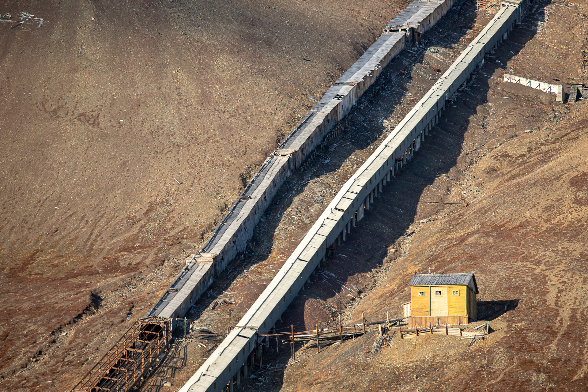 The Pyramiden Mine